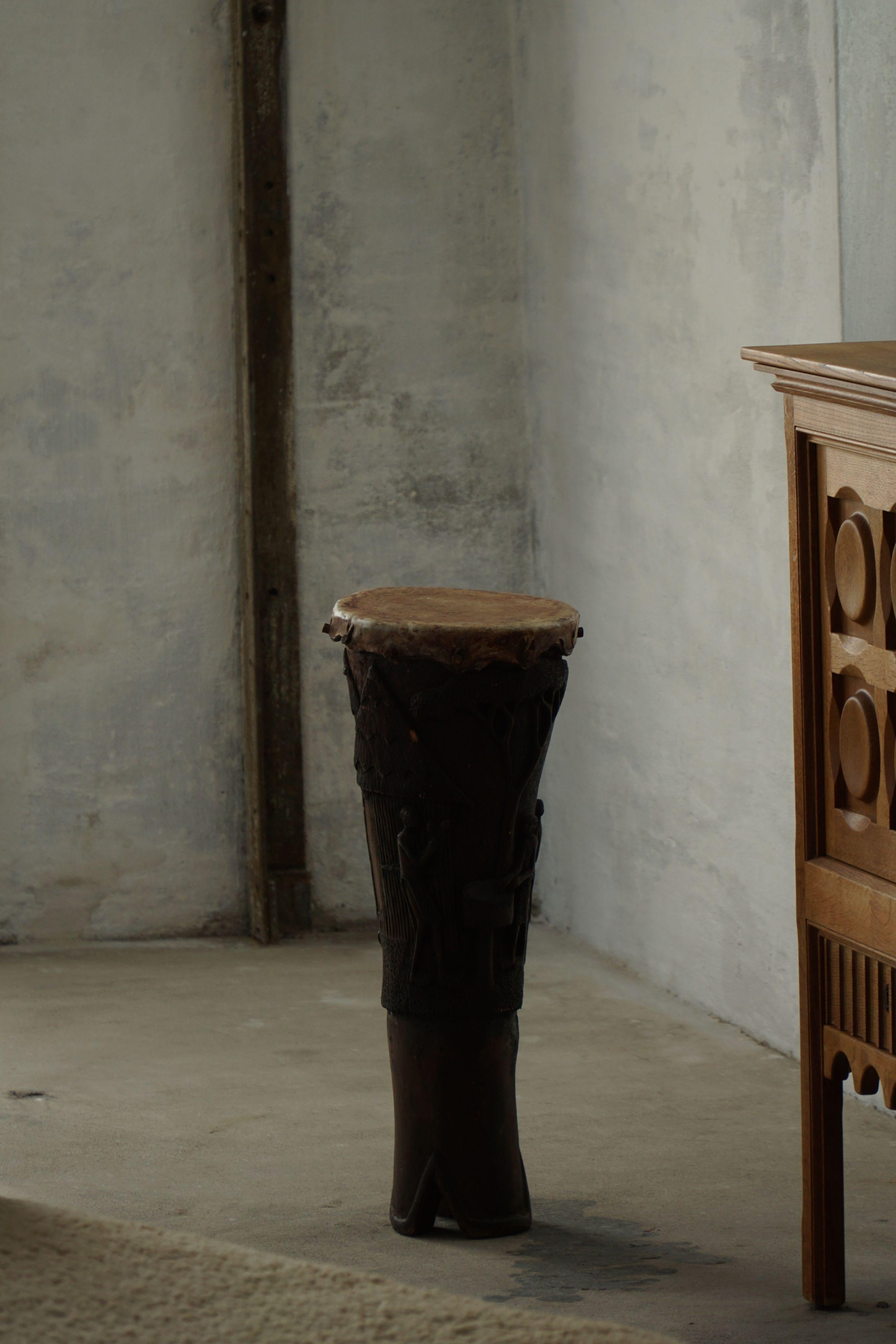 African Organic Wooden Carved Sculpture/Drum, 20th Century For Sale 1