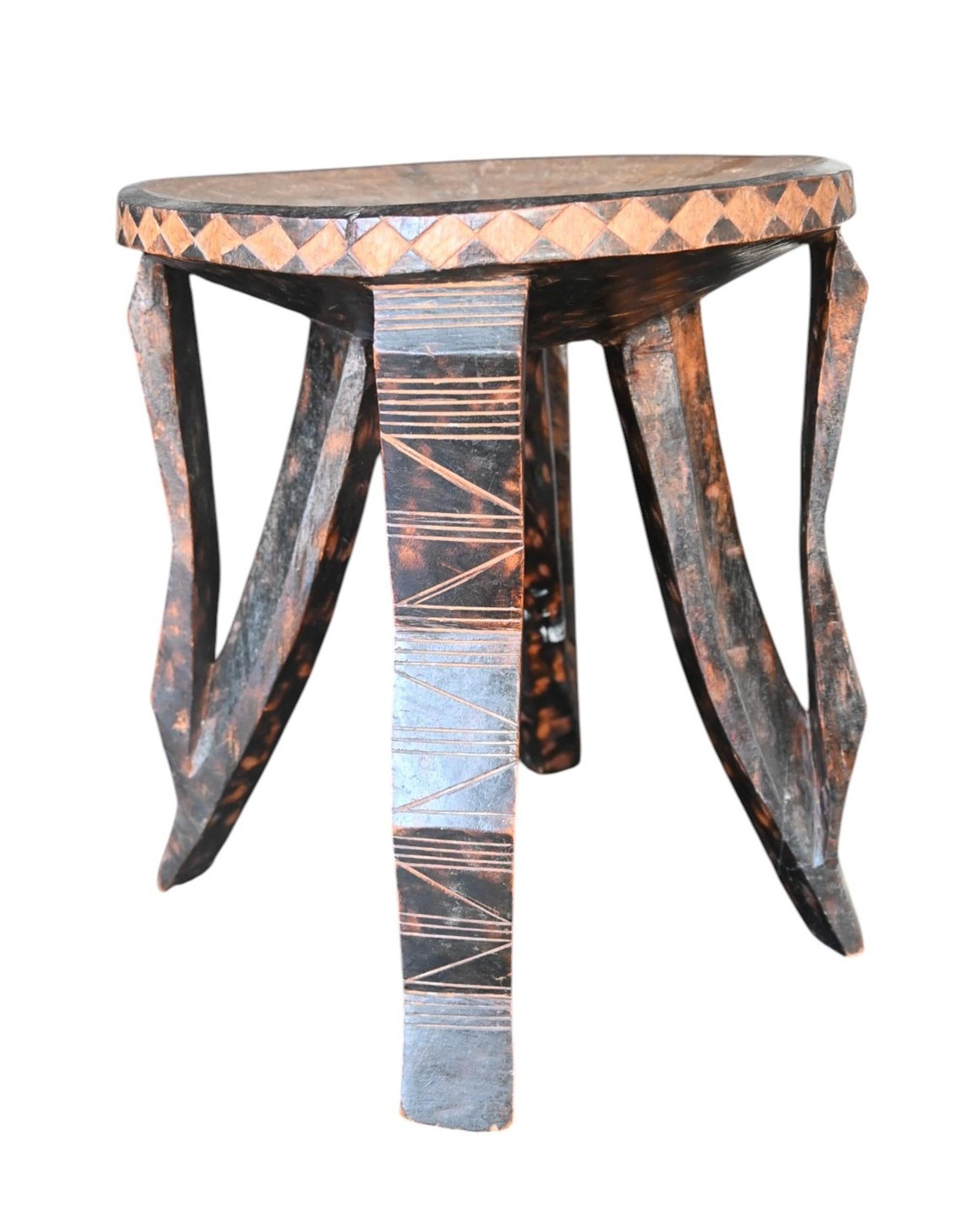 Tribal African Prestige Stool – Zambia (bemba/lunda), Mid-20th Century For Sale