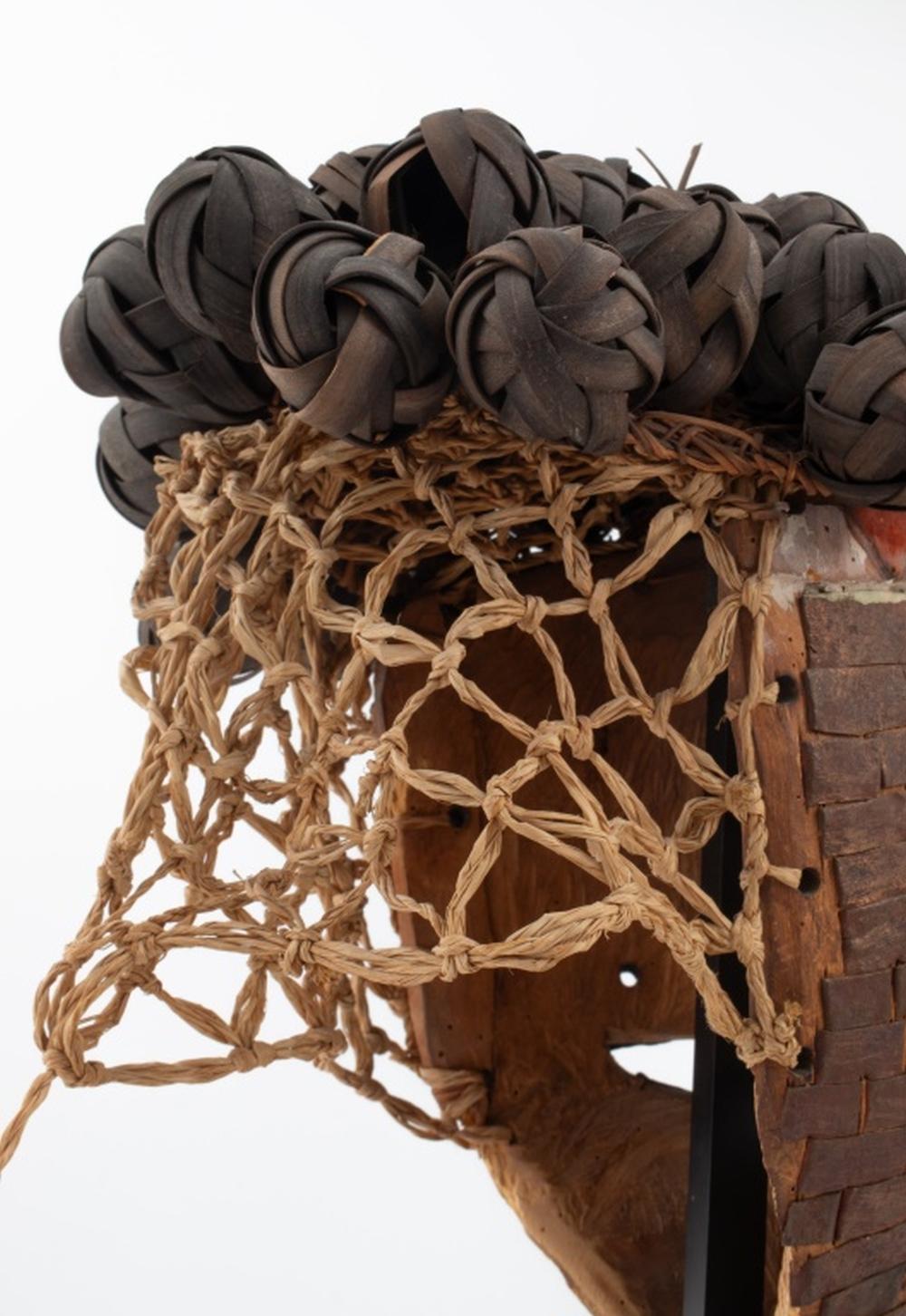 Masque de casque africain de Salampasu en vente 1