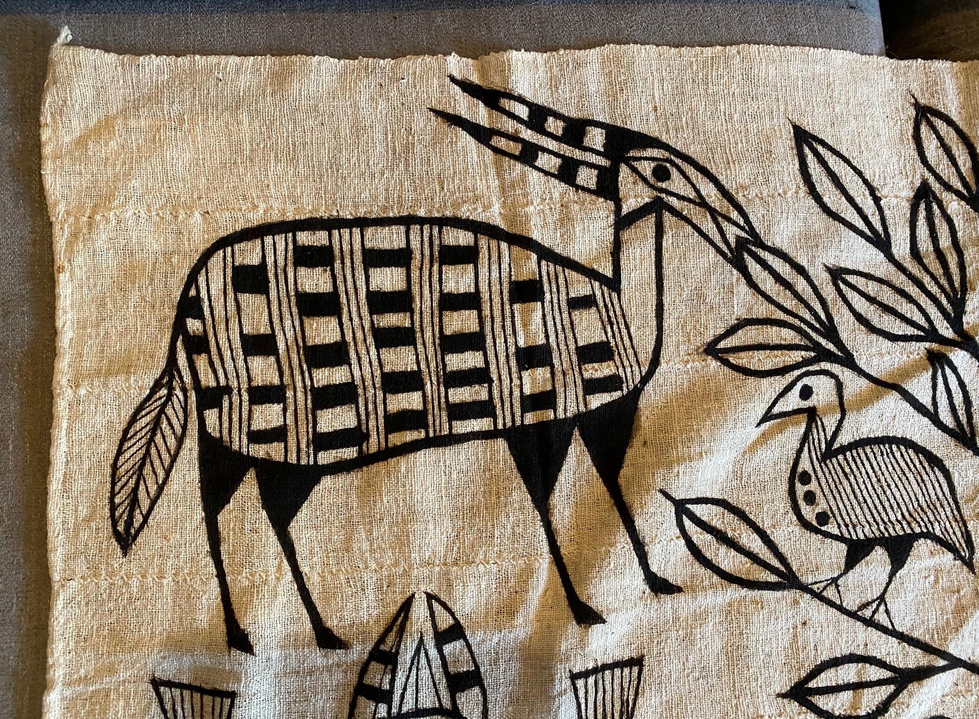 African Senufo Korhogo Large Mid-Century Folk Art Mud Cloth Textile Painting in vendita 3