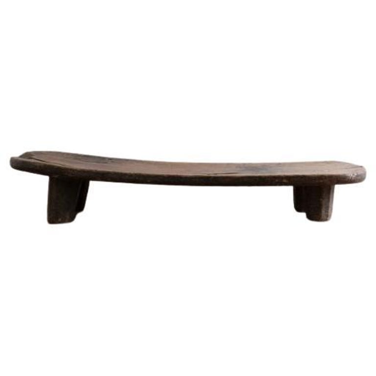 Banc africain polyvalent Senufo en bois d'acacia sculpté à la main En vente  sur 1stDibs | _