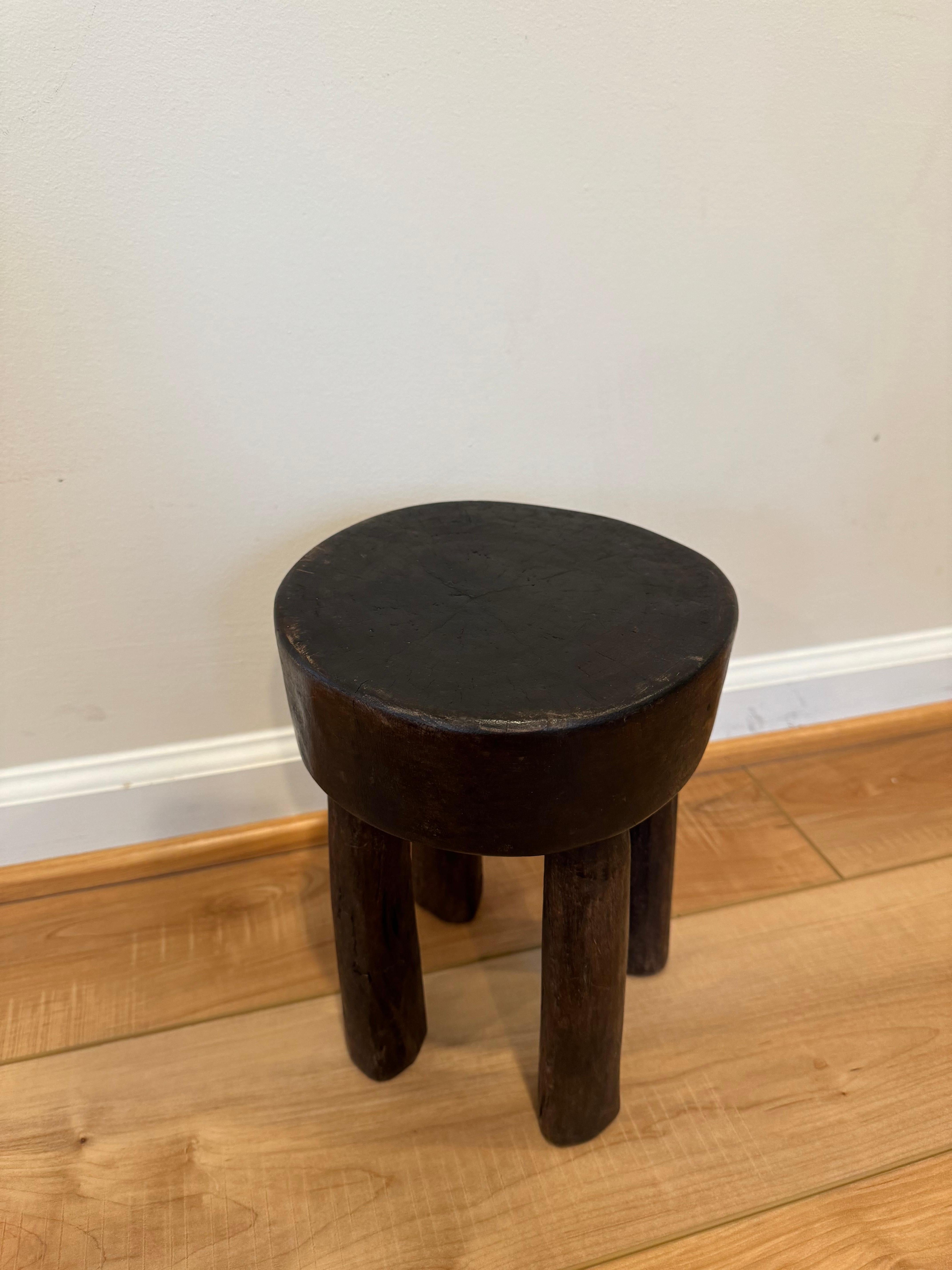 African Senufo Round Stool In Good Condition For Sale In Centreville, VA