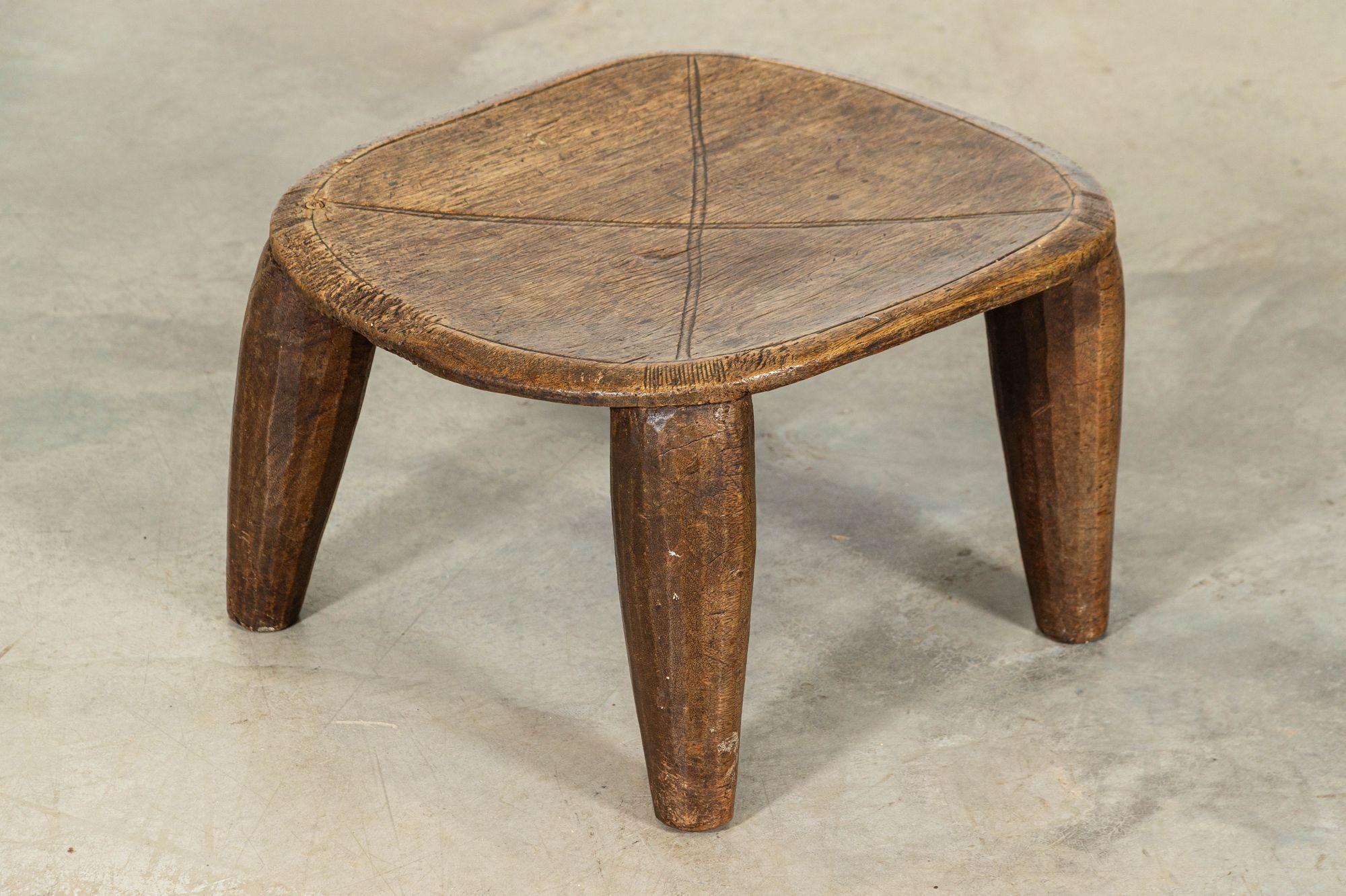 Tabouret / Table d'appoint africain Senufo en vente 2