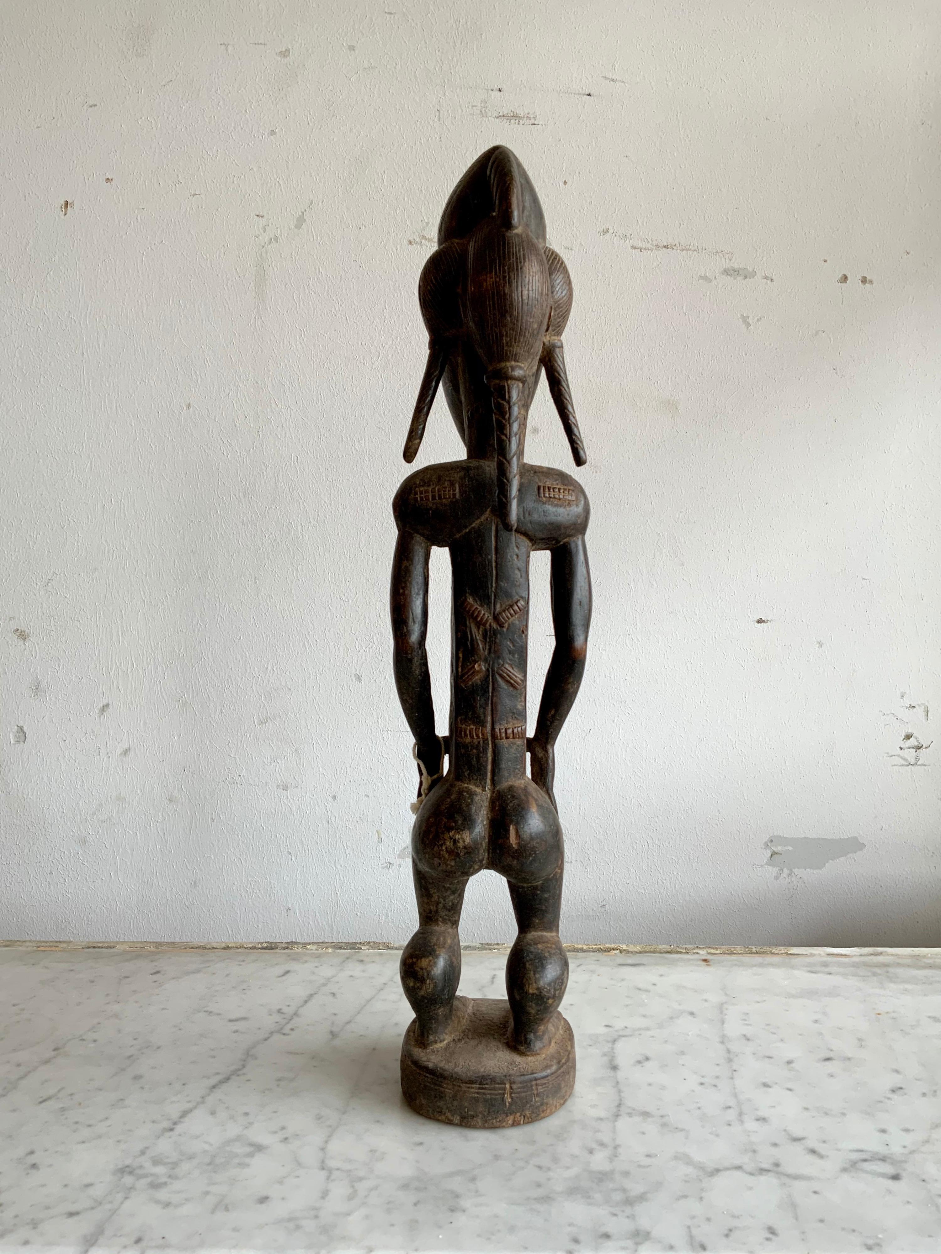 Béninois Statuette africaine du début du XXe siècle en vente