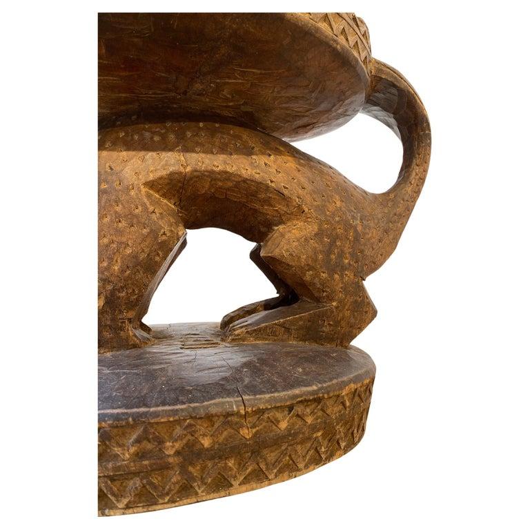 Afrikanischer Hocker aus Kamerun  Bamoun oder Bamileke (Kamerunisch) im Angebot