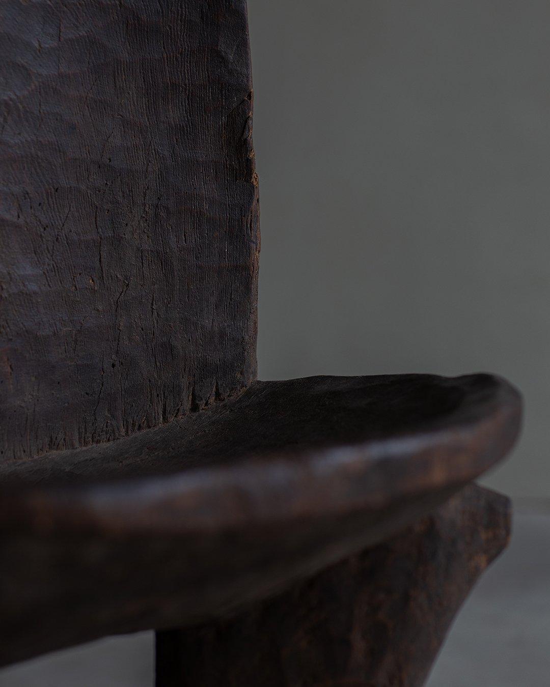 20th Century African stool, Solid Wood, Mid-20th century For Sale