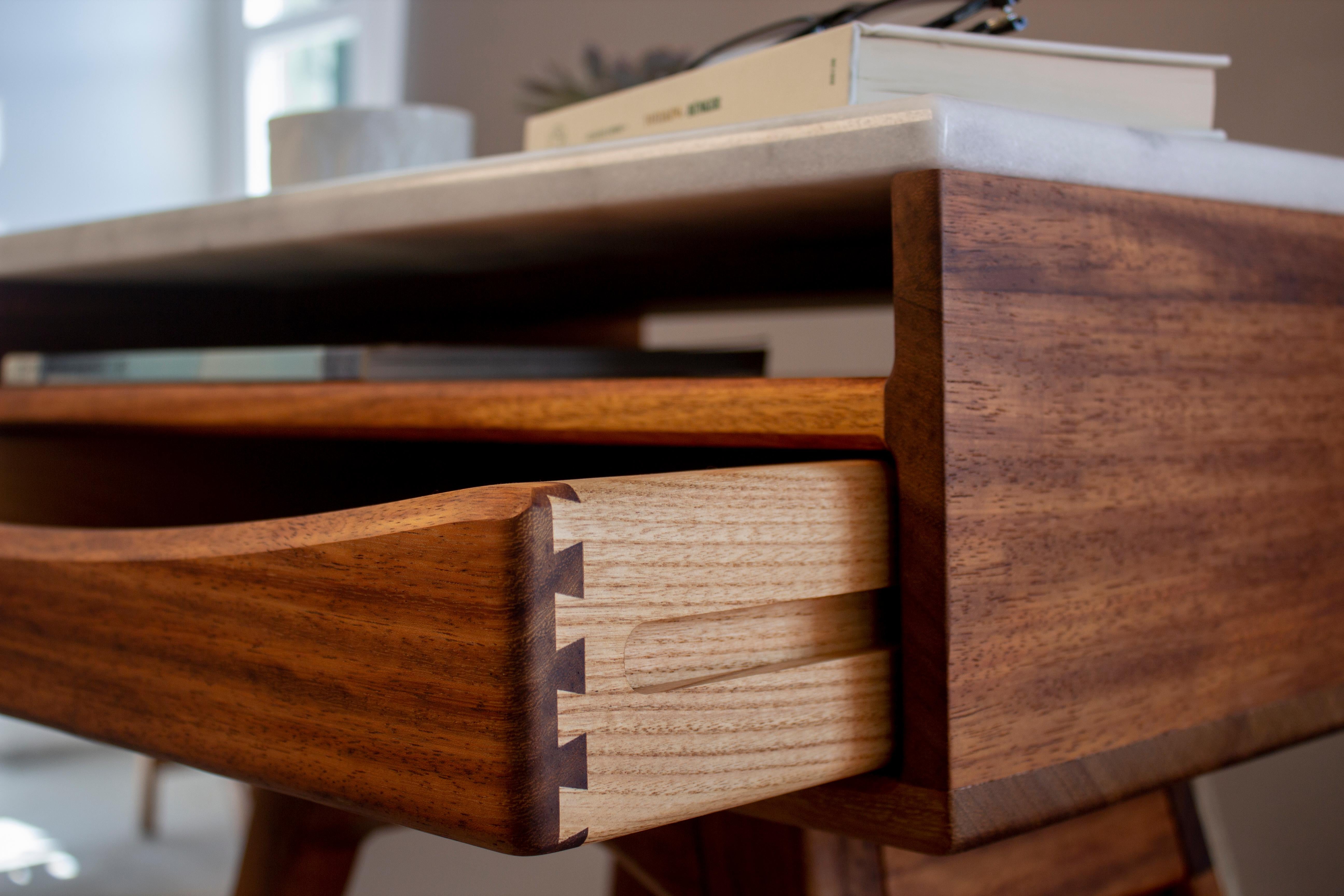 African Teak and Marble Nightstand – Handcrafted Contemporary Design For Sale 2