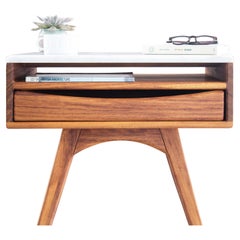 Comodino in teak africano e marmo - Design contemporaneo artigianale