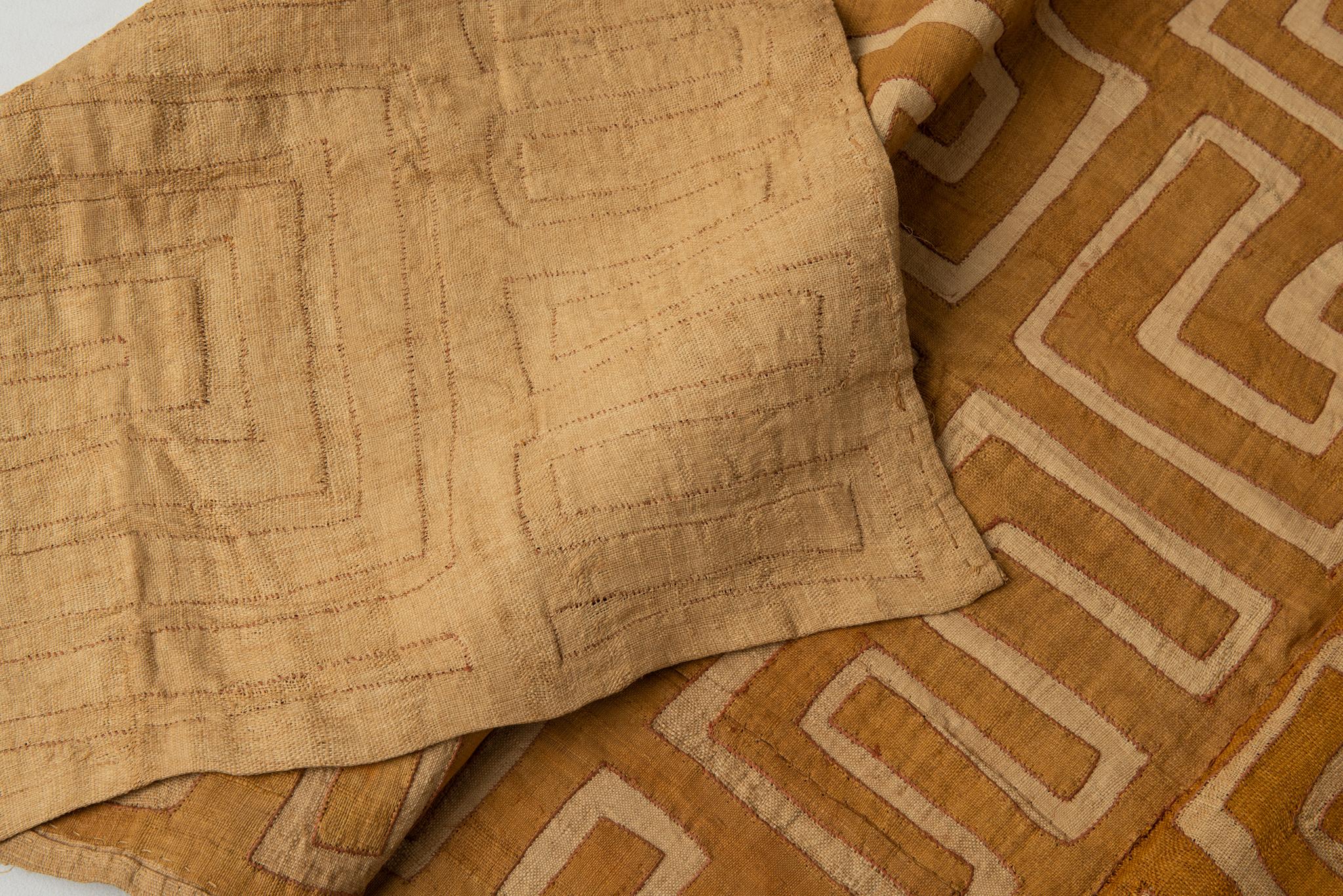 Afrikanische Textilien  Showa Kuba, auch für Rückenlehnenbezug im Angebot 5