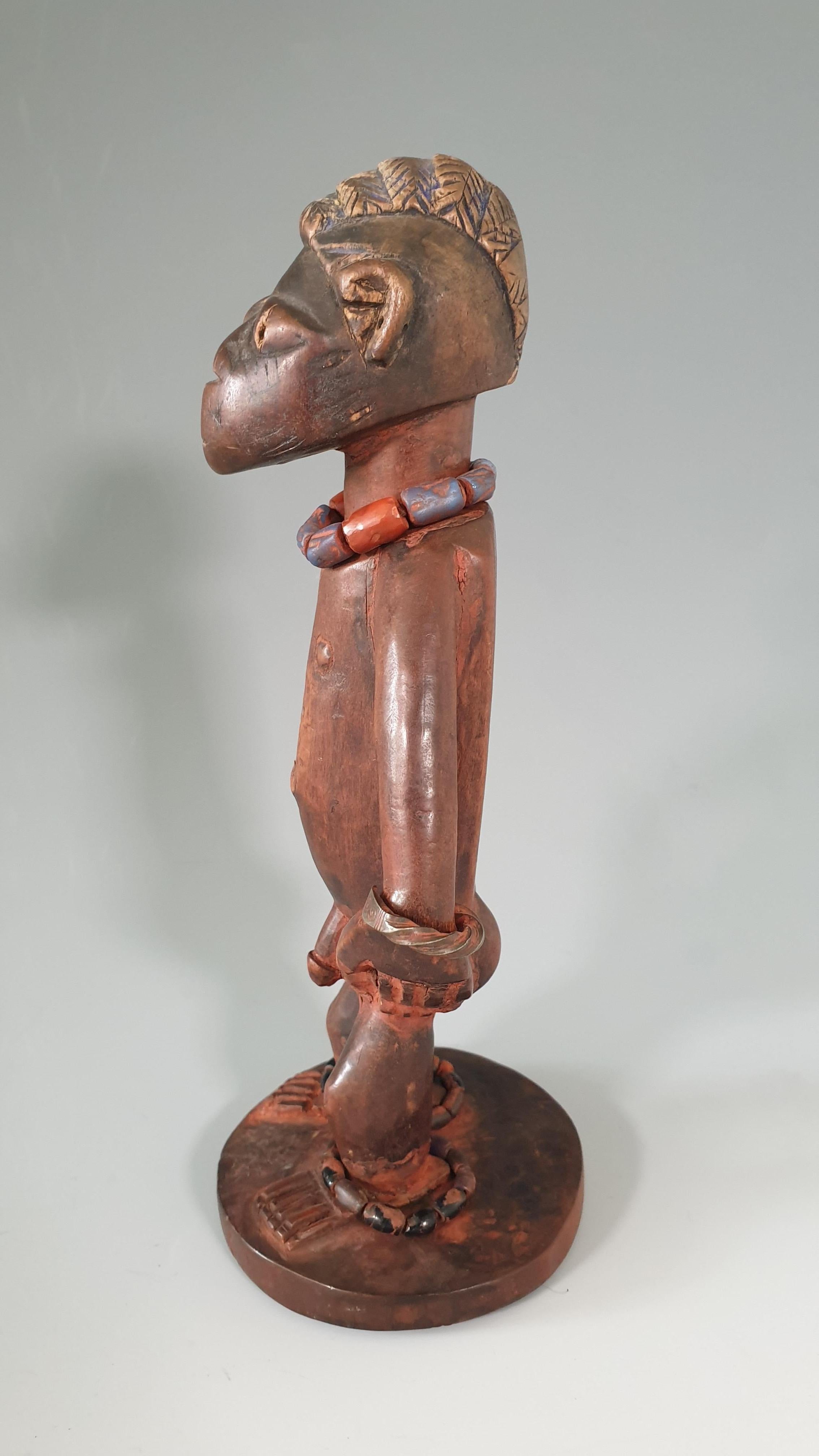 African Tribal Art Fine Rare Yoruba Ibeji Figure Anago Benin In Good Condition For Sale In London, GB