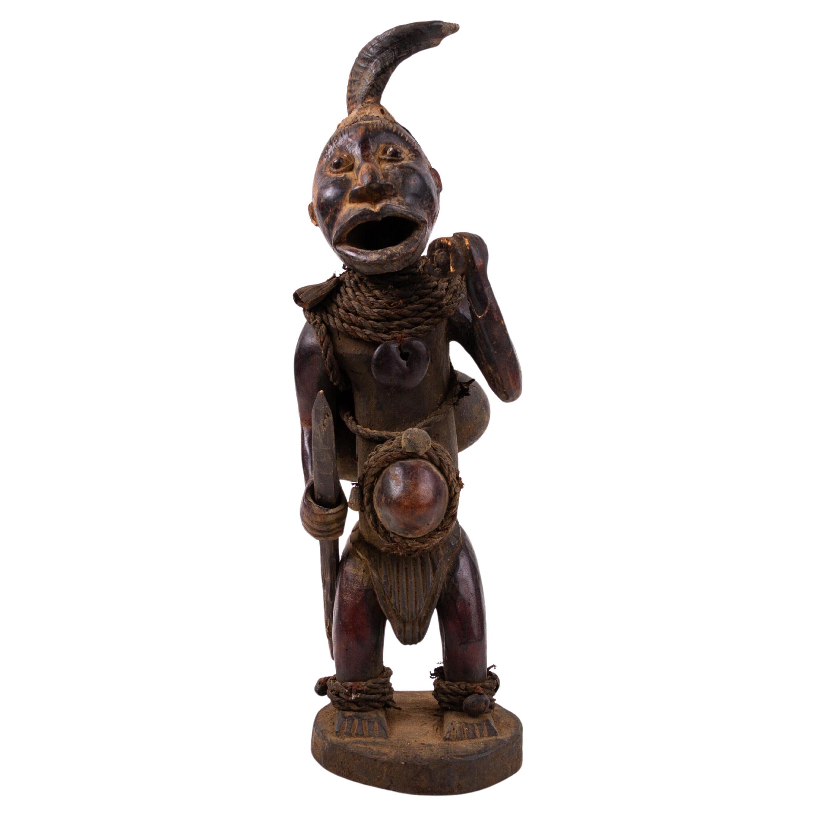 African Tribal Art Kongo-Yombe Hunter Sculpture Statue 19th Century  For Sale