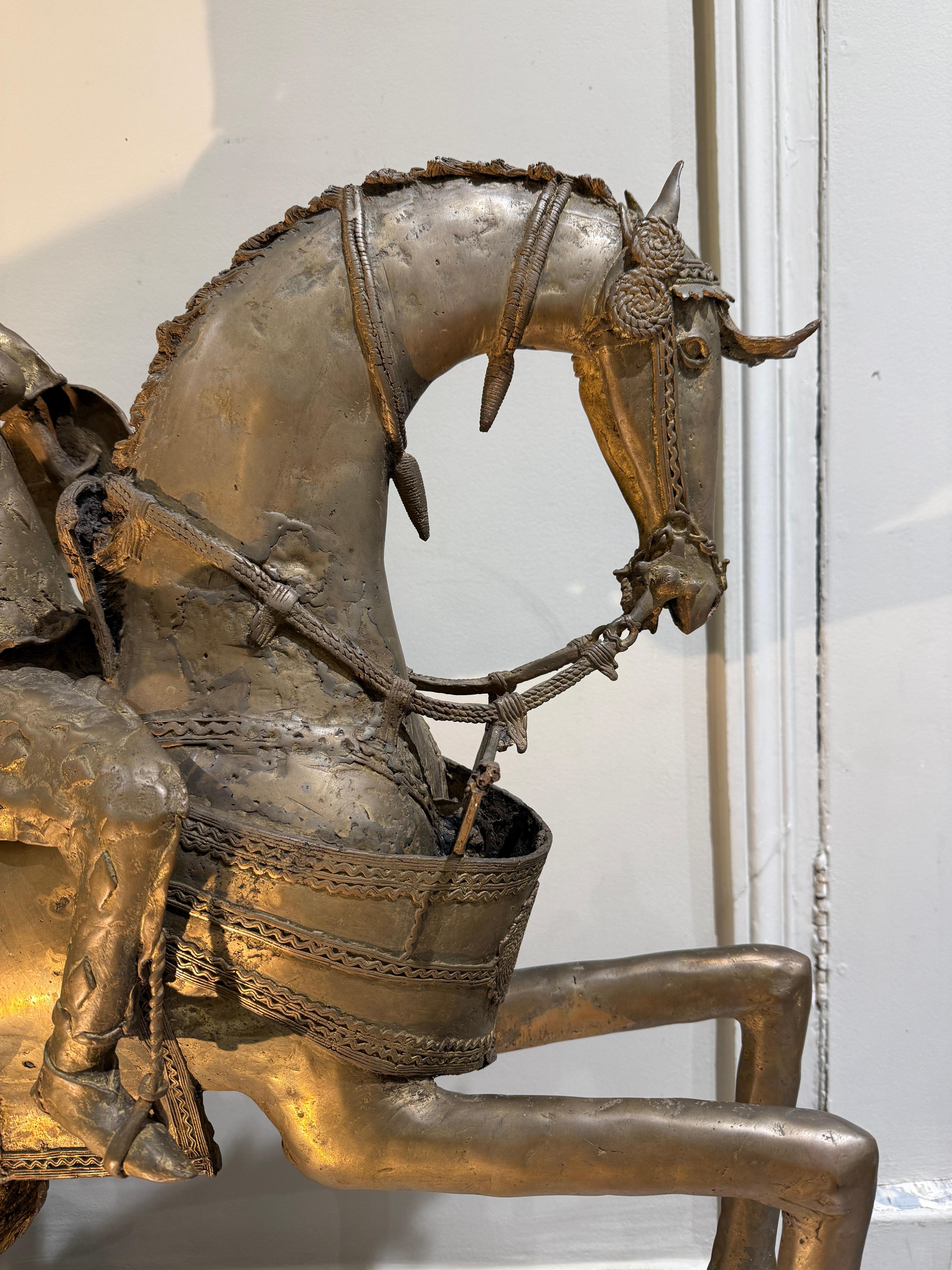 Metà XX secolo Scultura tribale africana in bronzo - 1960 circa in vendita