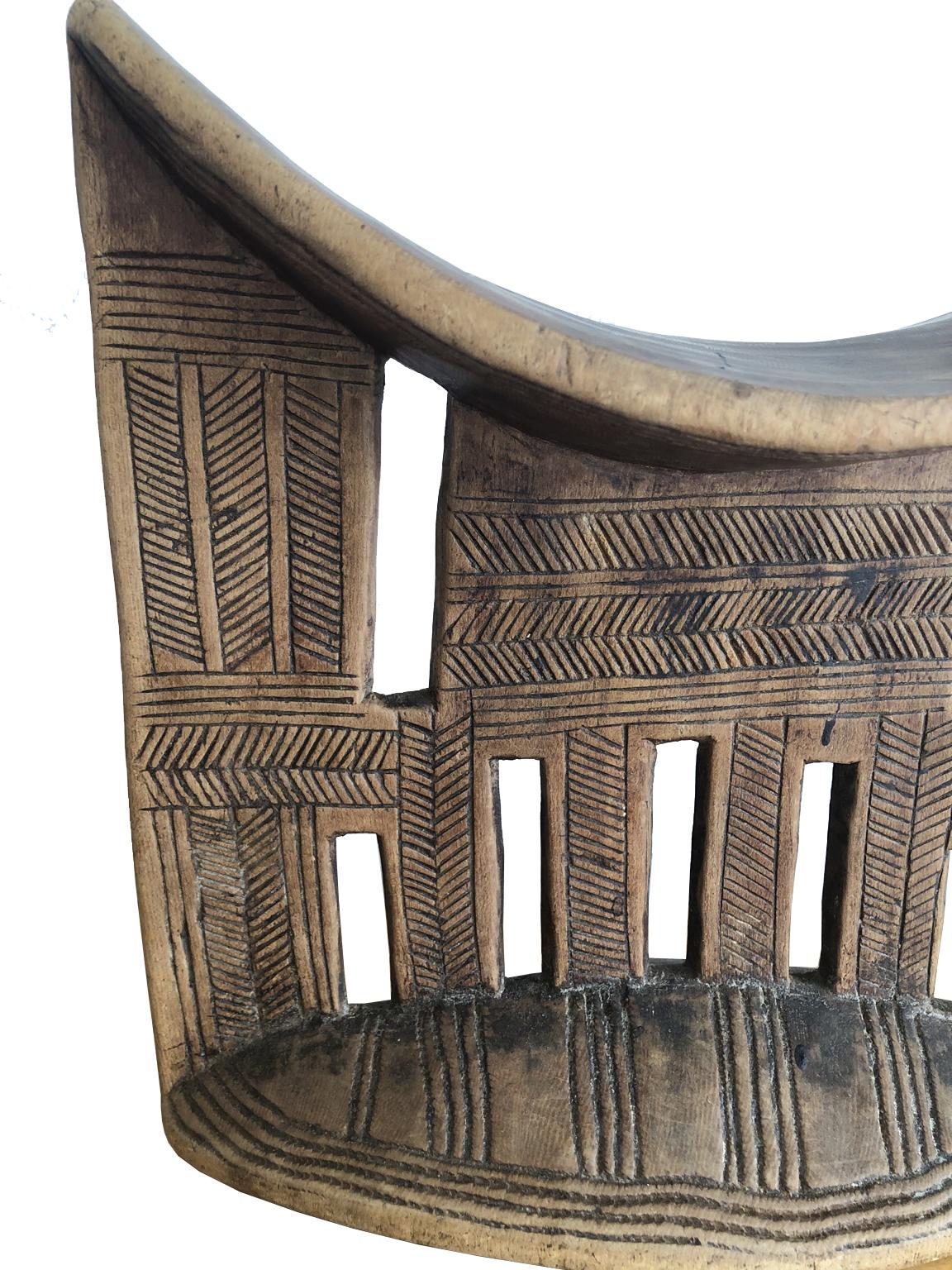 20th Century African Tribal Headrest in Carved Wood from the Sidama People of Ethiopia