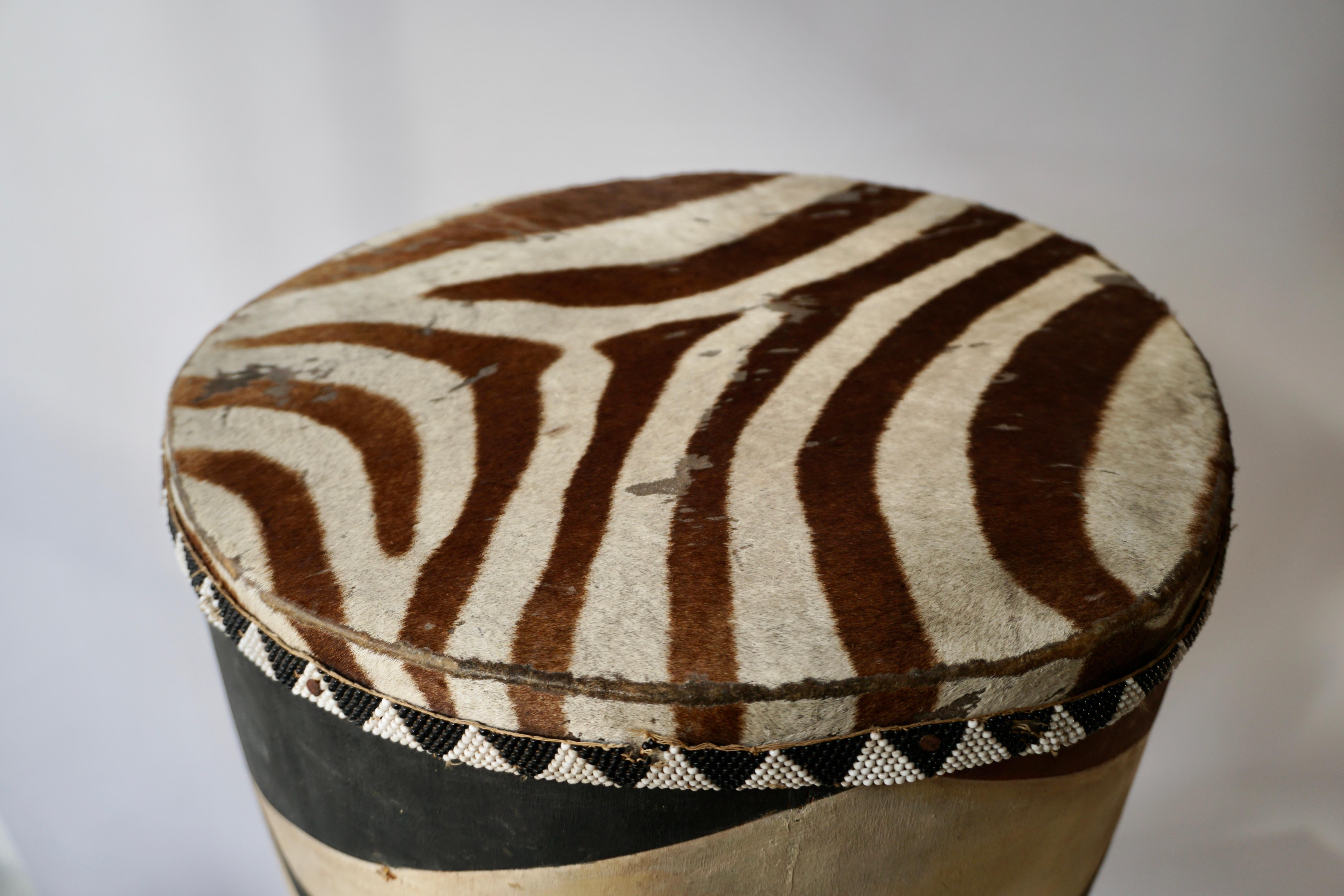 African Tribal Painted Hide Drum Table with Zebra Covering from Congo In Good Condition In Antwerp, BE