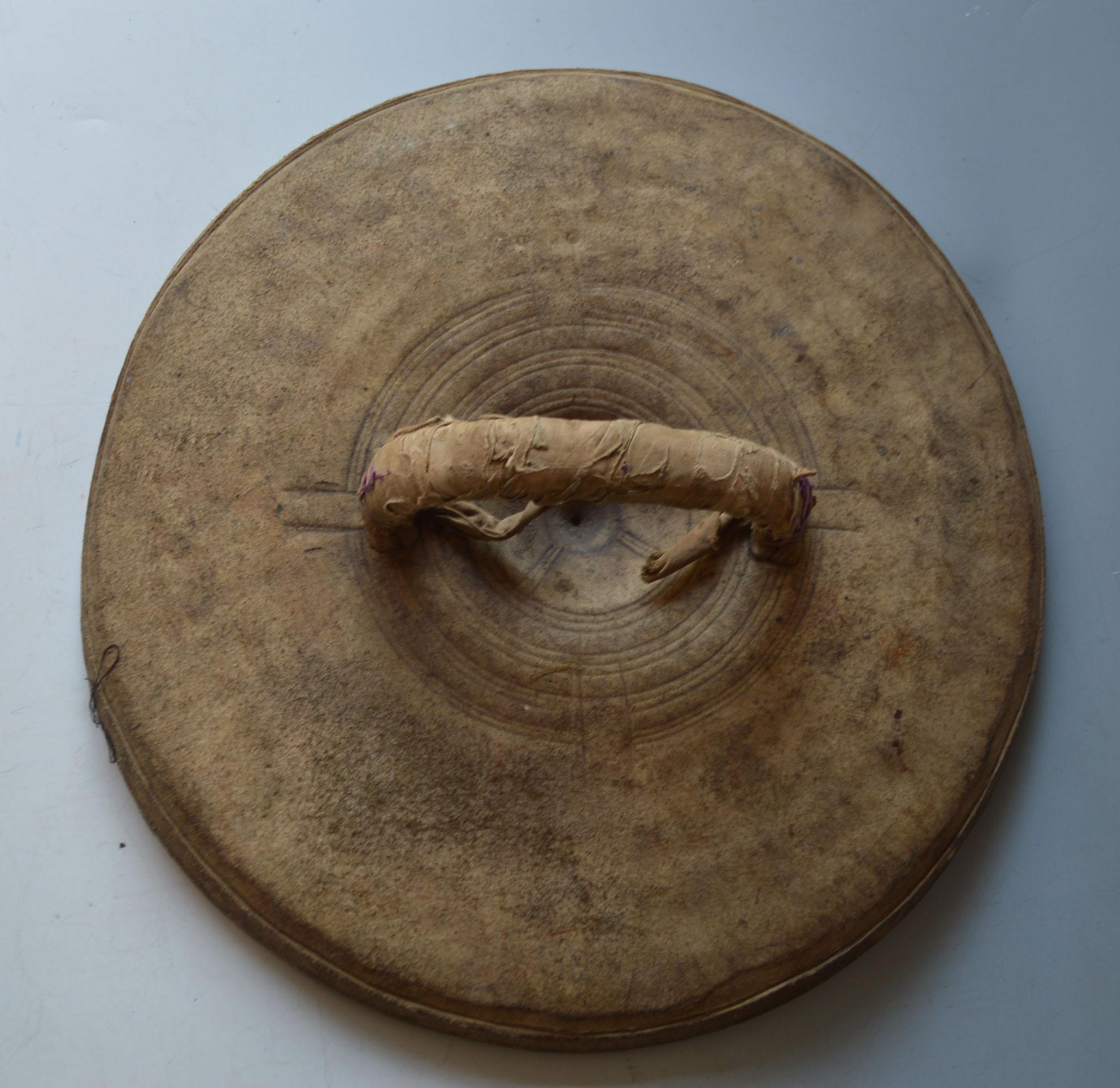 African Tribal Somalian Gashan Shield Art Home Decoration Interior Design In Good Condition In London, GB