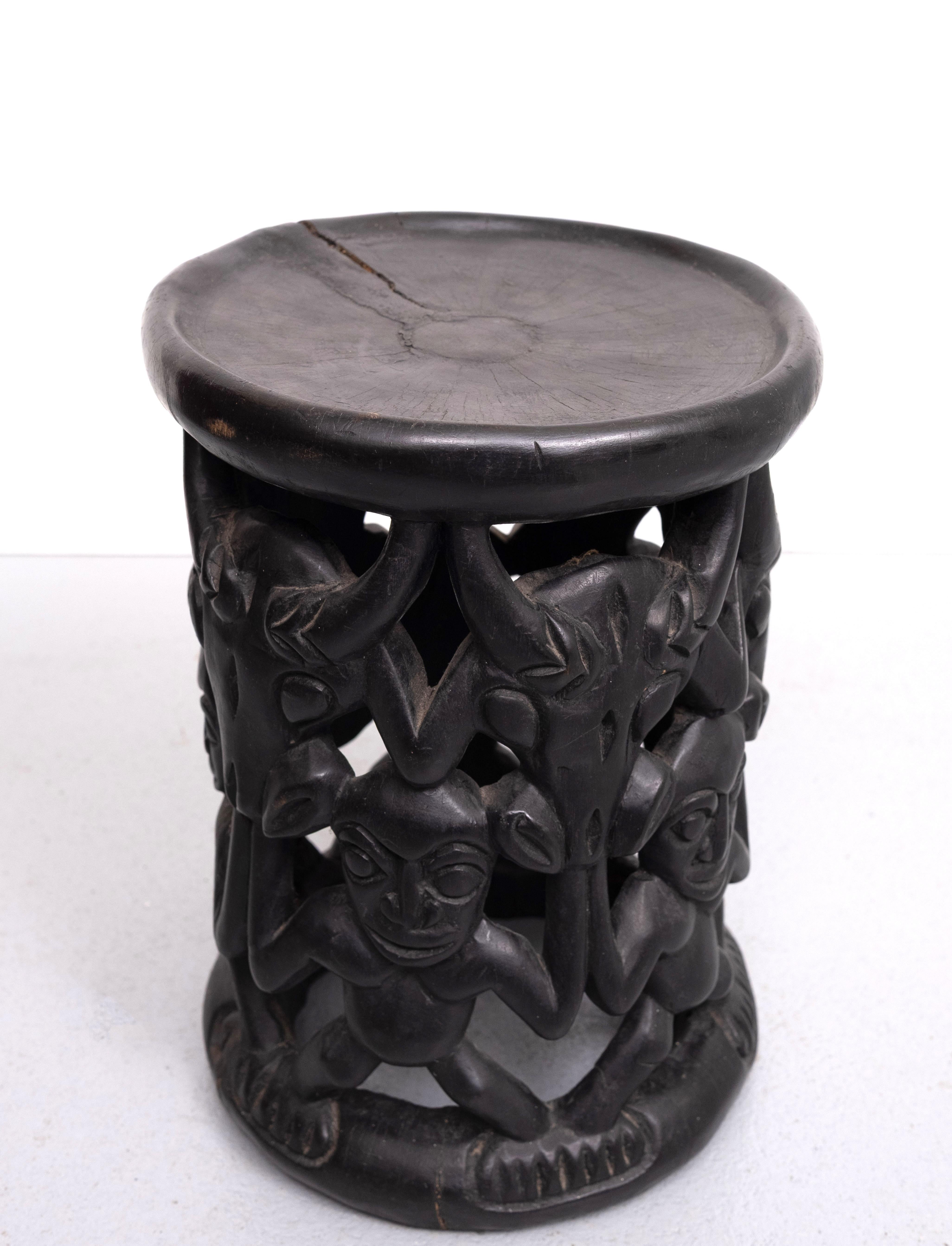 Mid-20th Century African tribal stool amileke, Cameroon Africa, 1950's For Sale