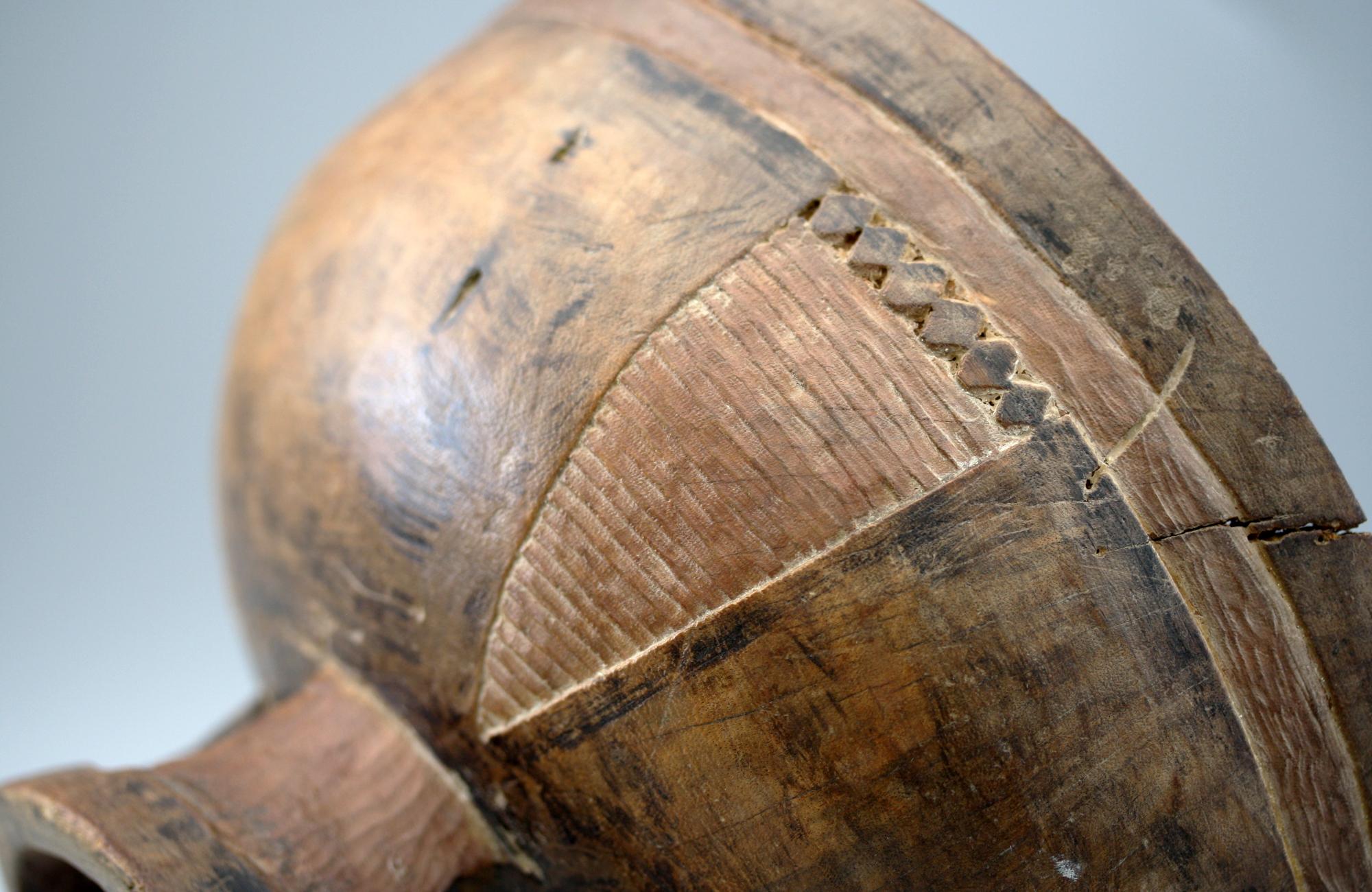 african carved wooden bowls