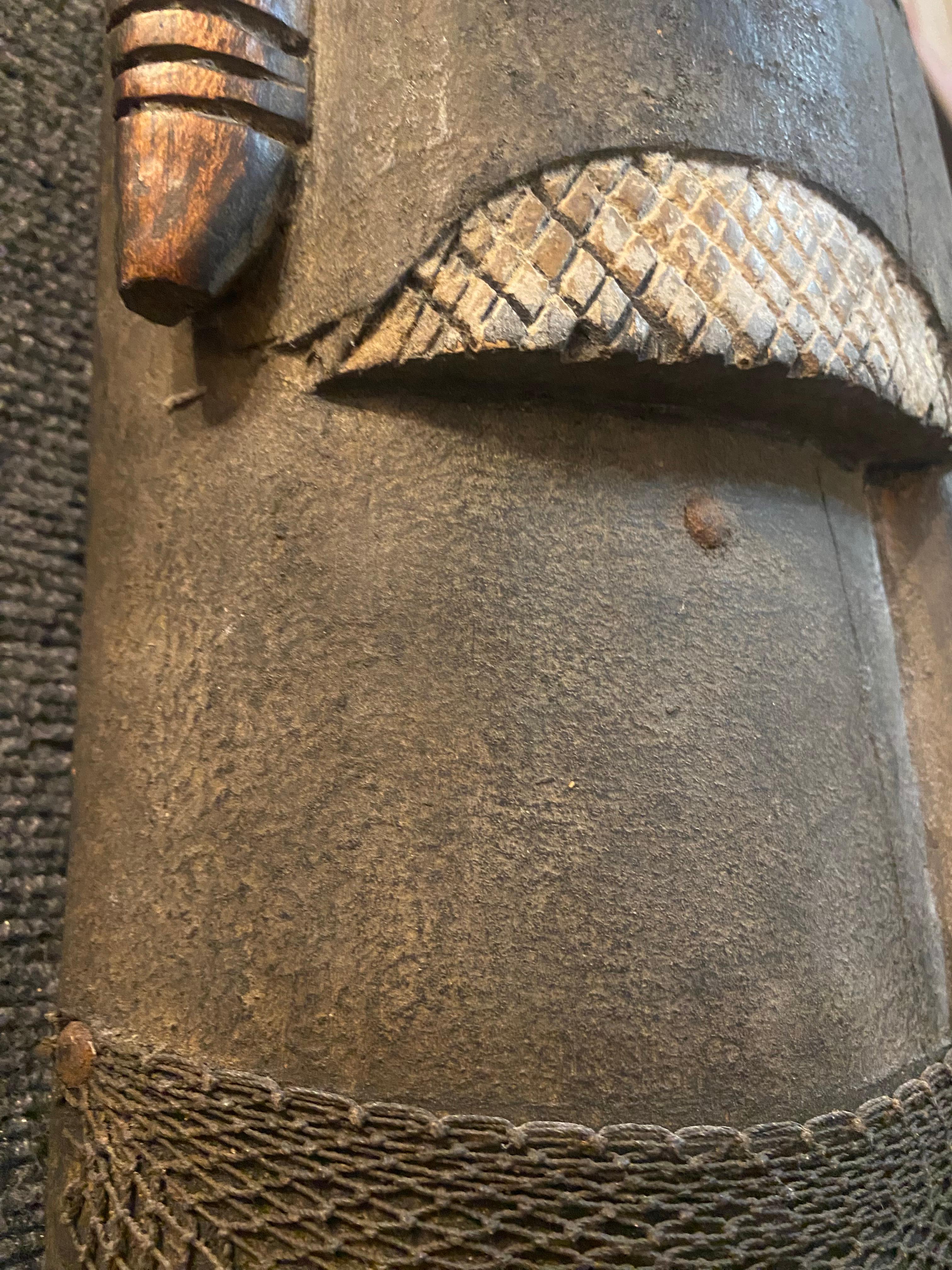 African Tricolor Wall Mask In Good Condition For Sale In Pasadena, CA