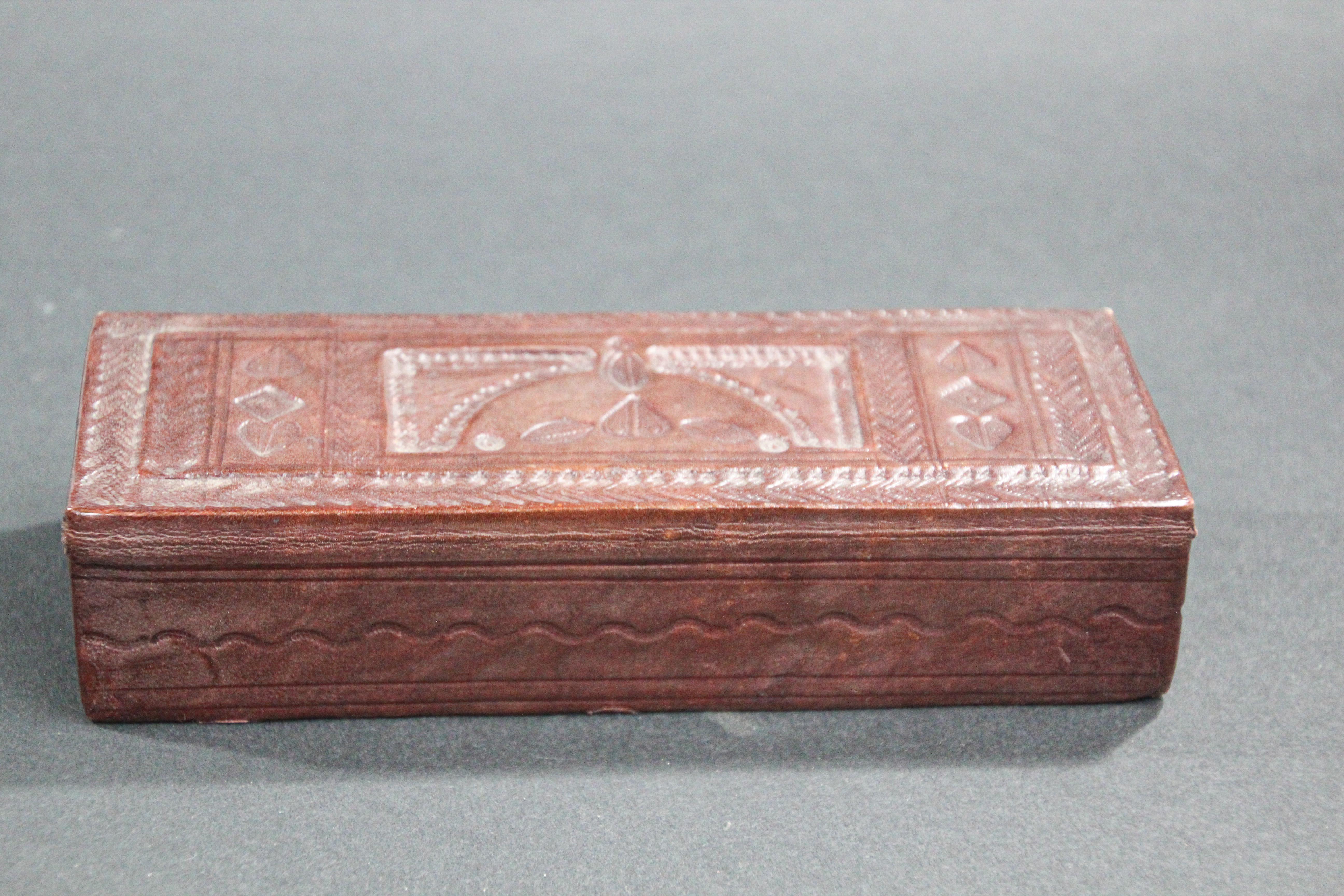 Folk Art African Tuareg Hand-Tooled Brown Leather Box For Sale