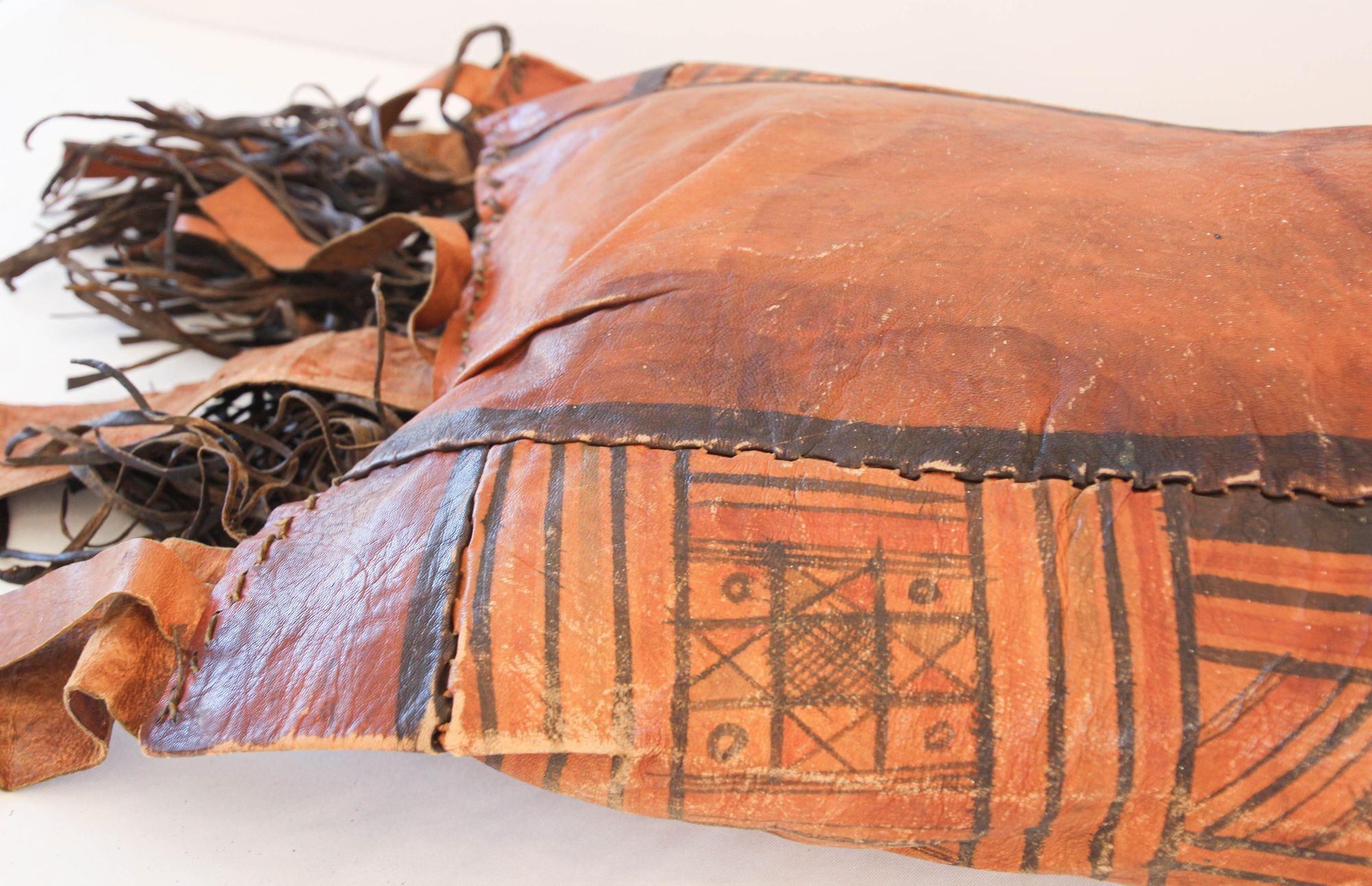 African Tuareg Hand-Tooled Leather Pillow with Fringes For Sale 2