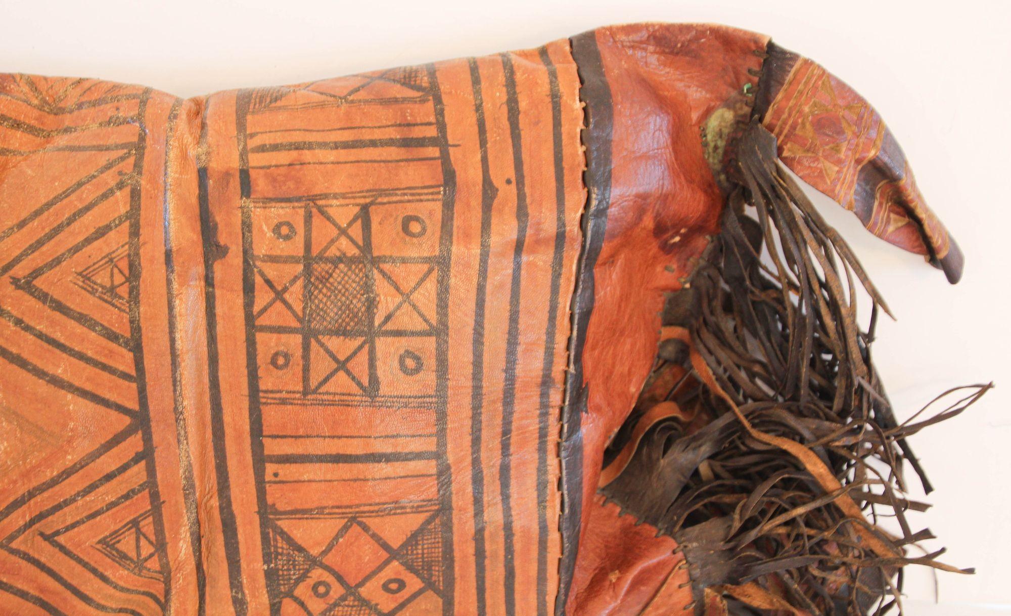 African Tuareg Hand-Tooled Leather Pillow with Fringes For Sale 4