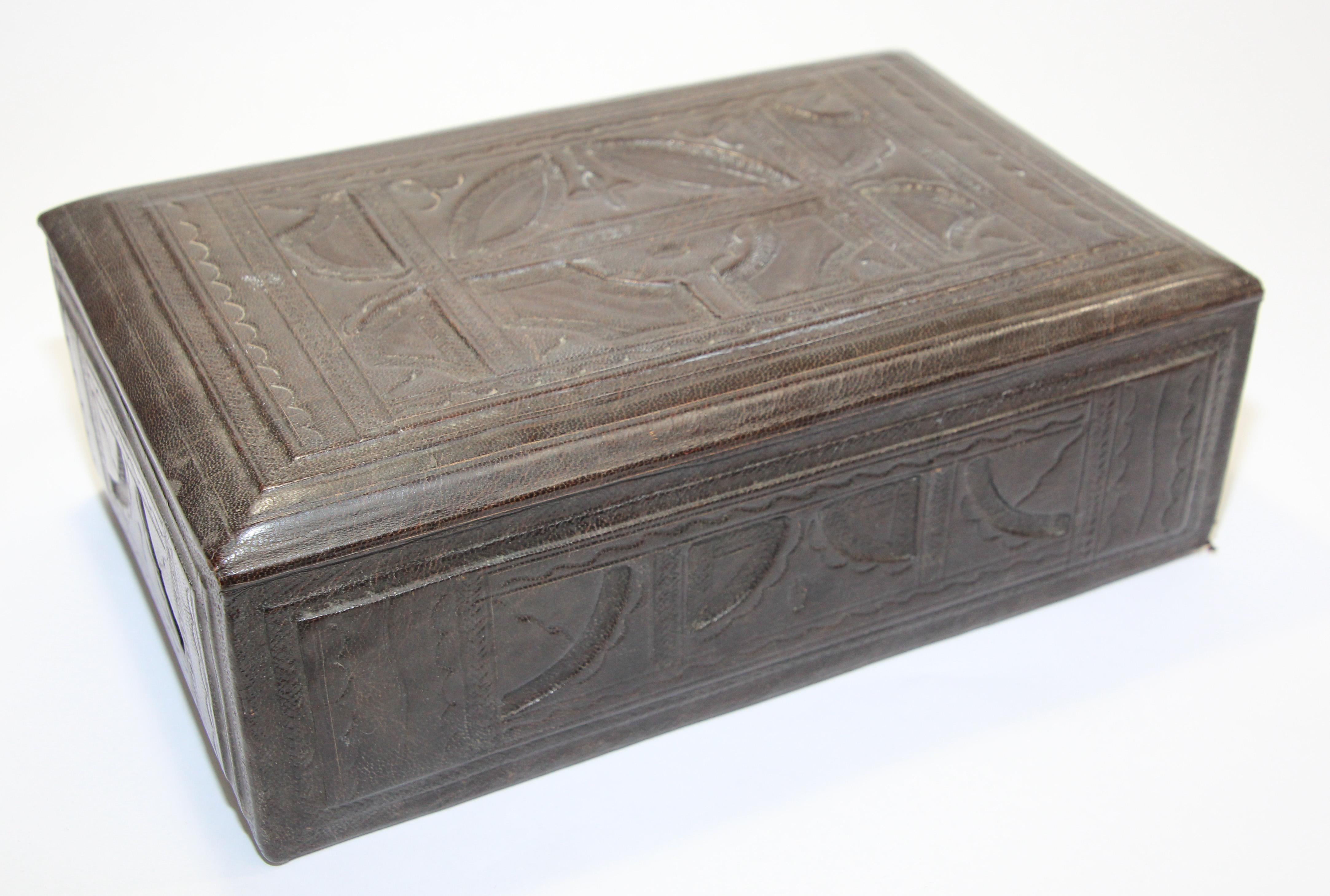 African Tuareg Large Hand-Tooled Brown Leather Box 2