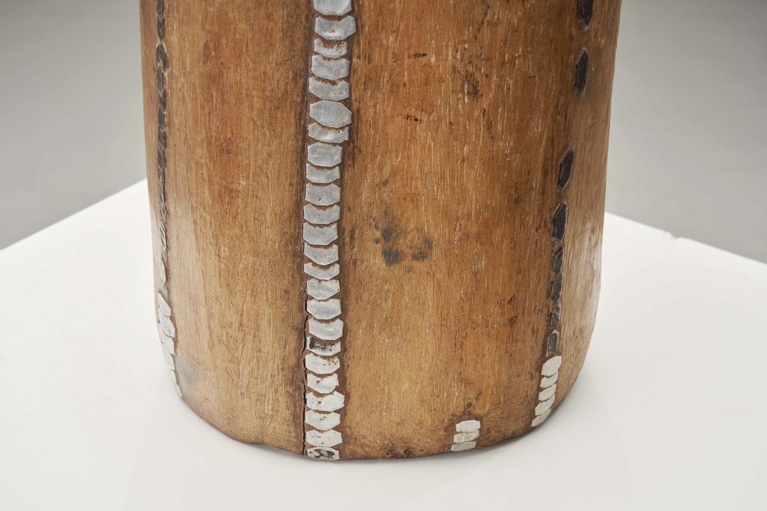 African Tutsi Wood Milk Container, Rwanda Early 20th Century For Sale 4