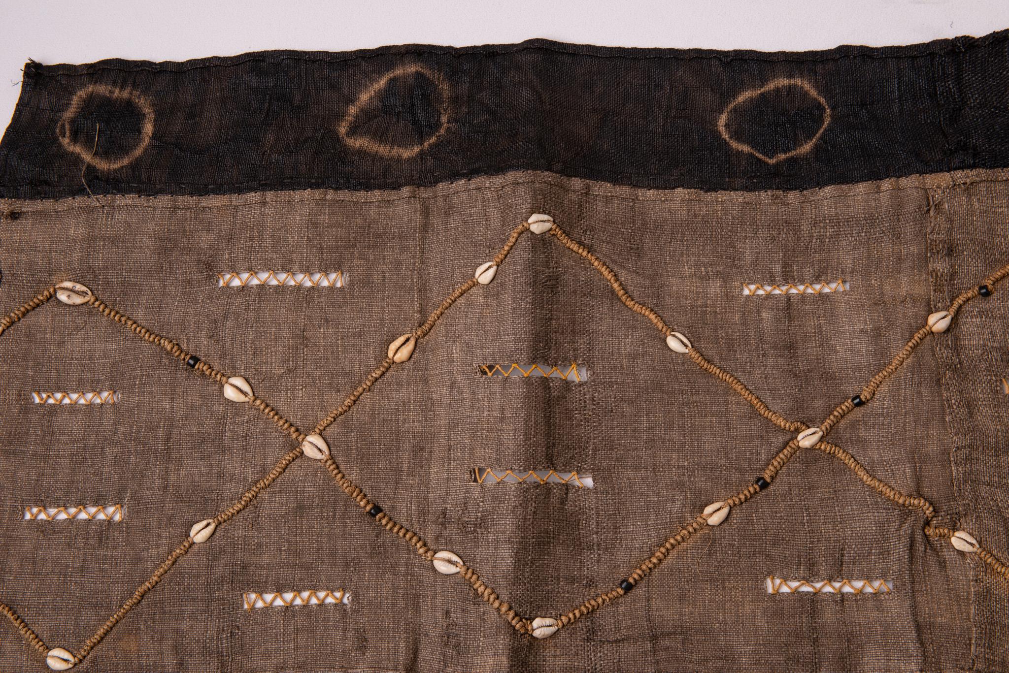 Afrikanische Textilien Showa Kuba, auch für die Rückenlehne bedecken im Zustand „Hervorragend“ im Angebot in Alessandria, Piemonte
