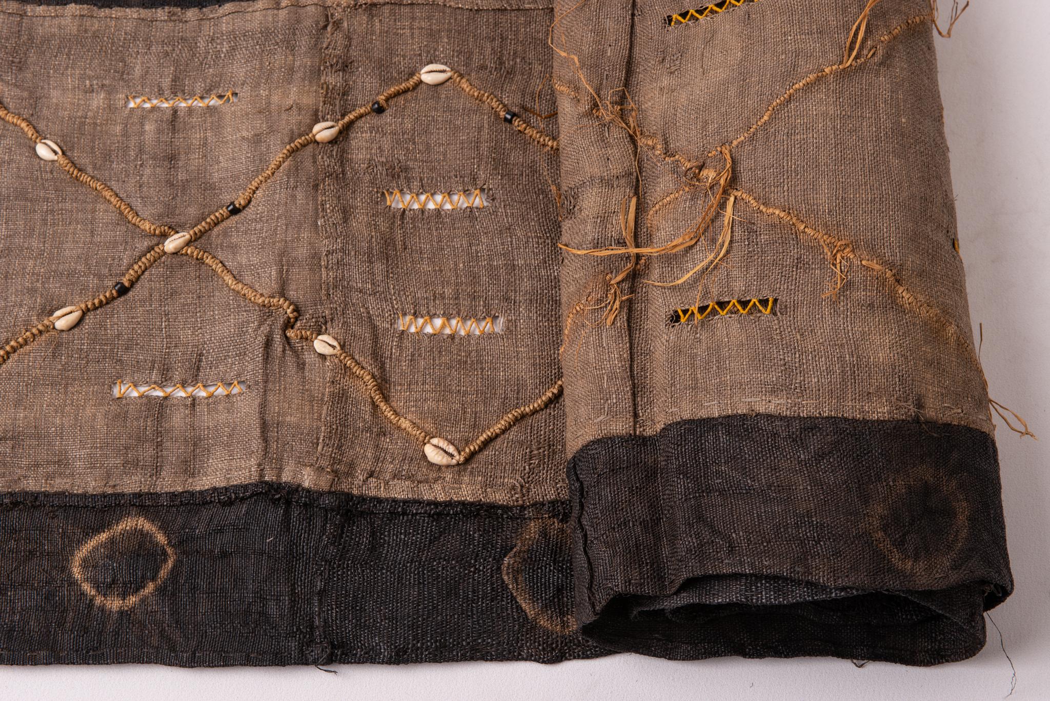 Afrikanische Textilien Showa Kuba, auch für die Rückenlehne bedecken (20. Jahrhundert) im Angebot