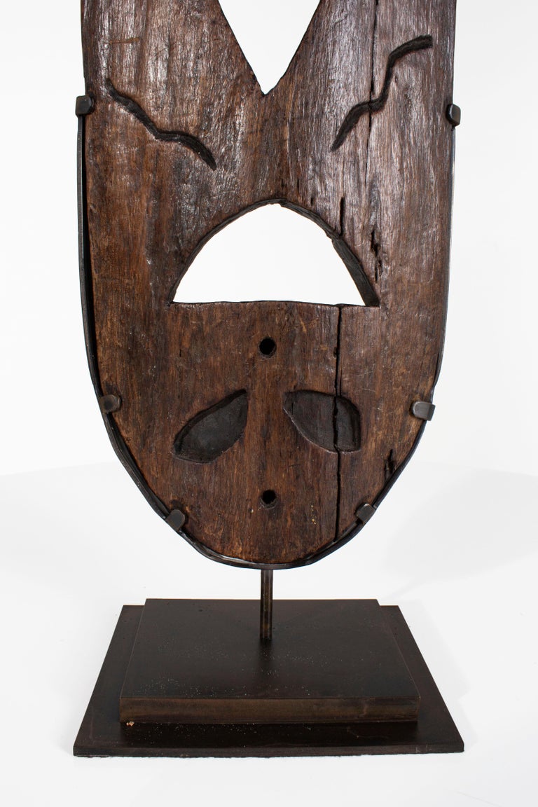 African Vintage Wood Carving For Sale at 1stDibs