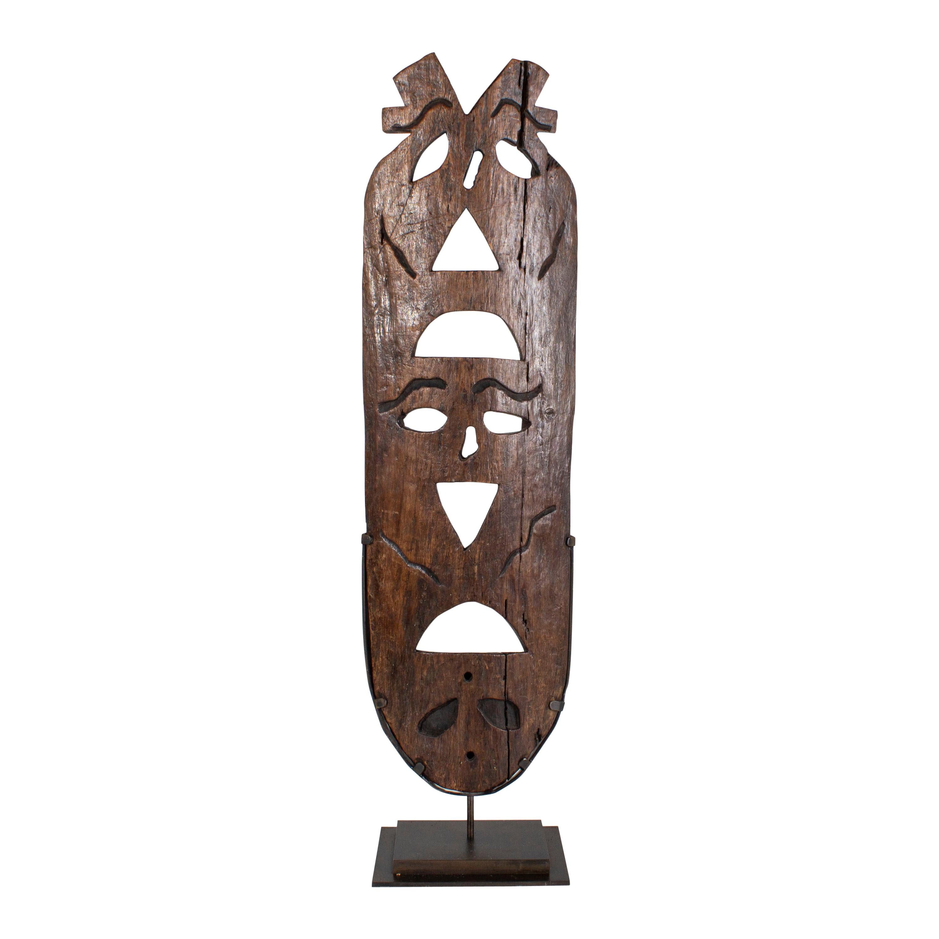 Sculpture africaine vintage en bois en vente