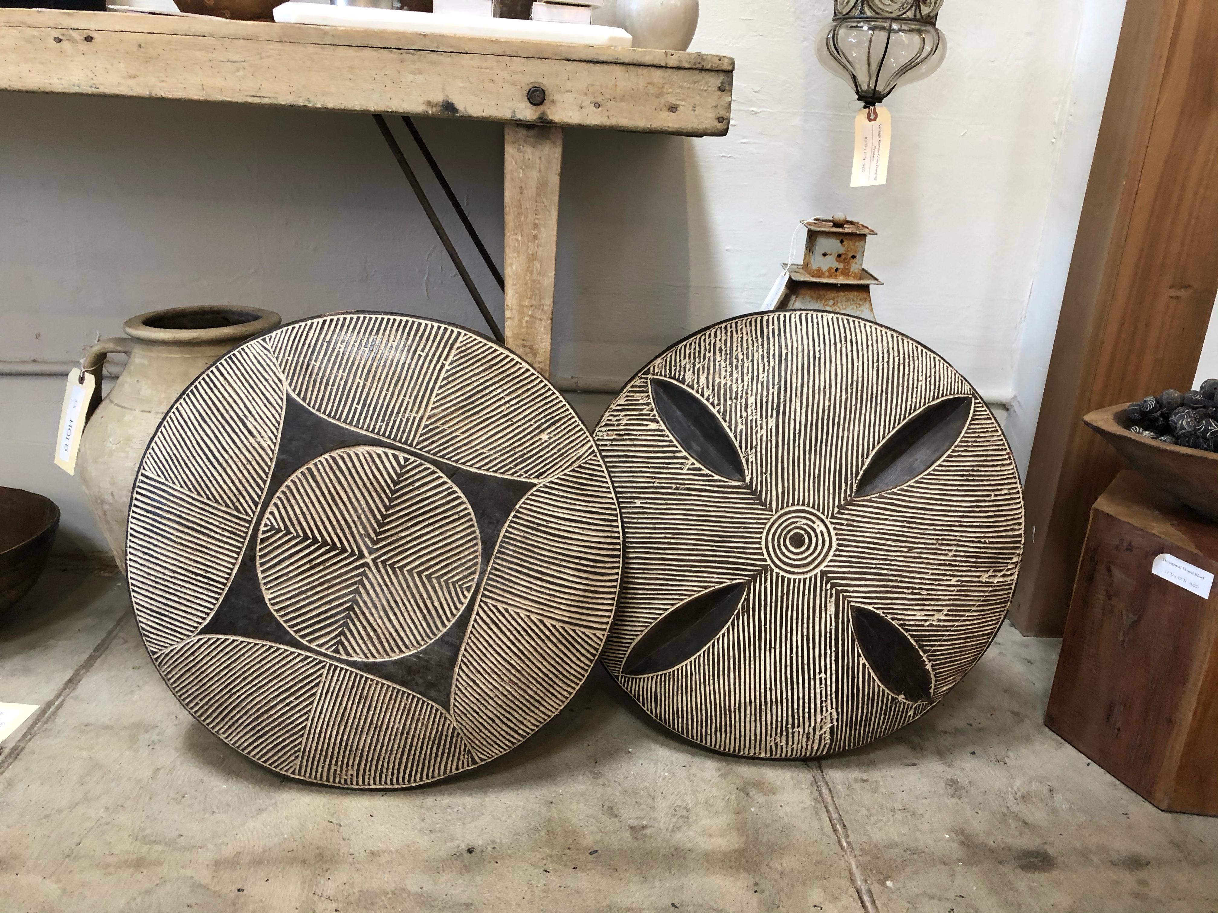 African Warrior Shield with Wood Carved Pattern #2 In Good Condition In Los Angeles, CA