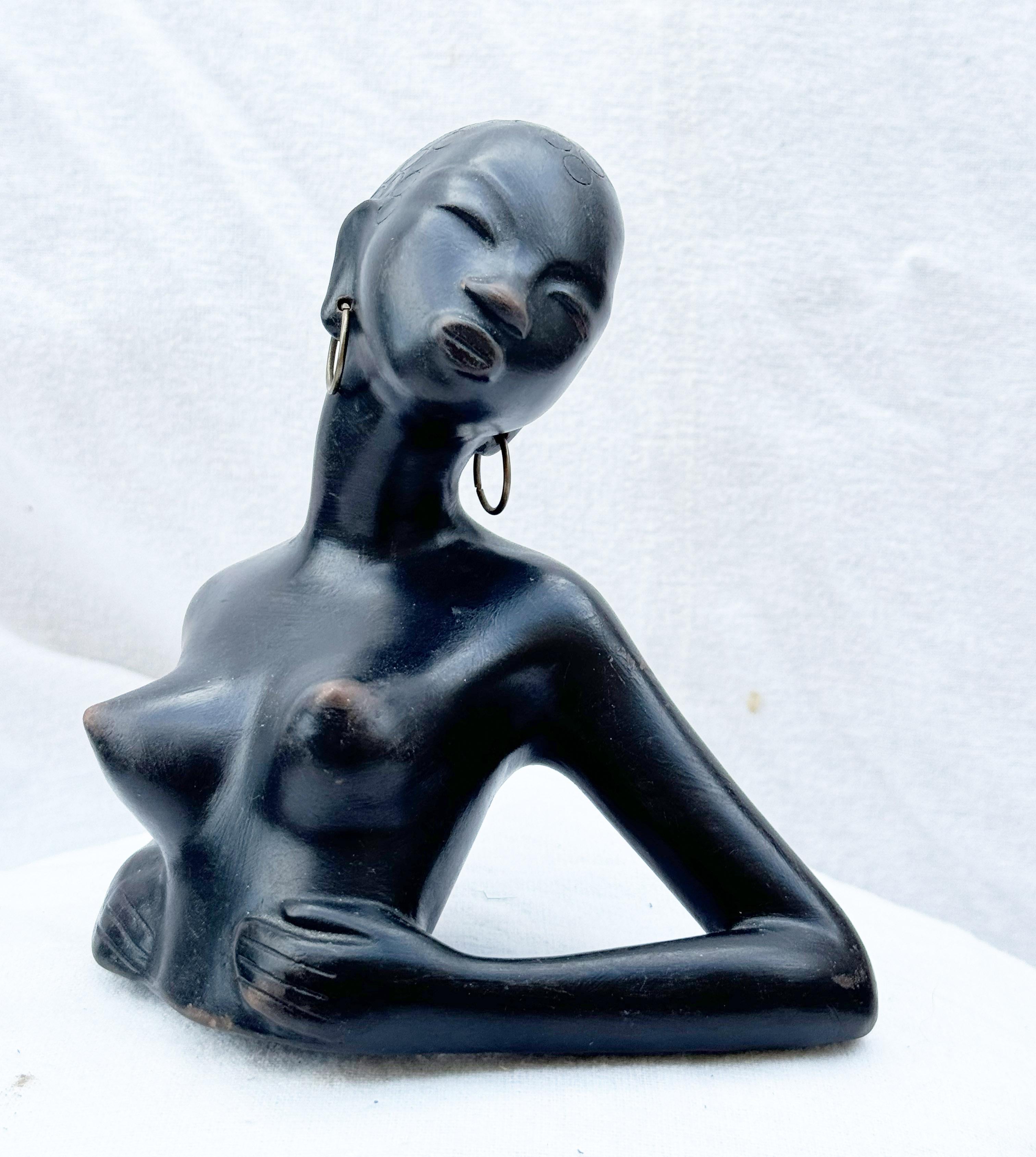 Metà XX secolo Scultura di donna africana di Leopold Anzengruber in vendita