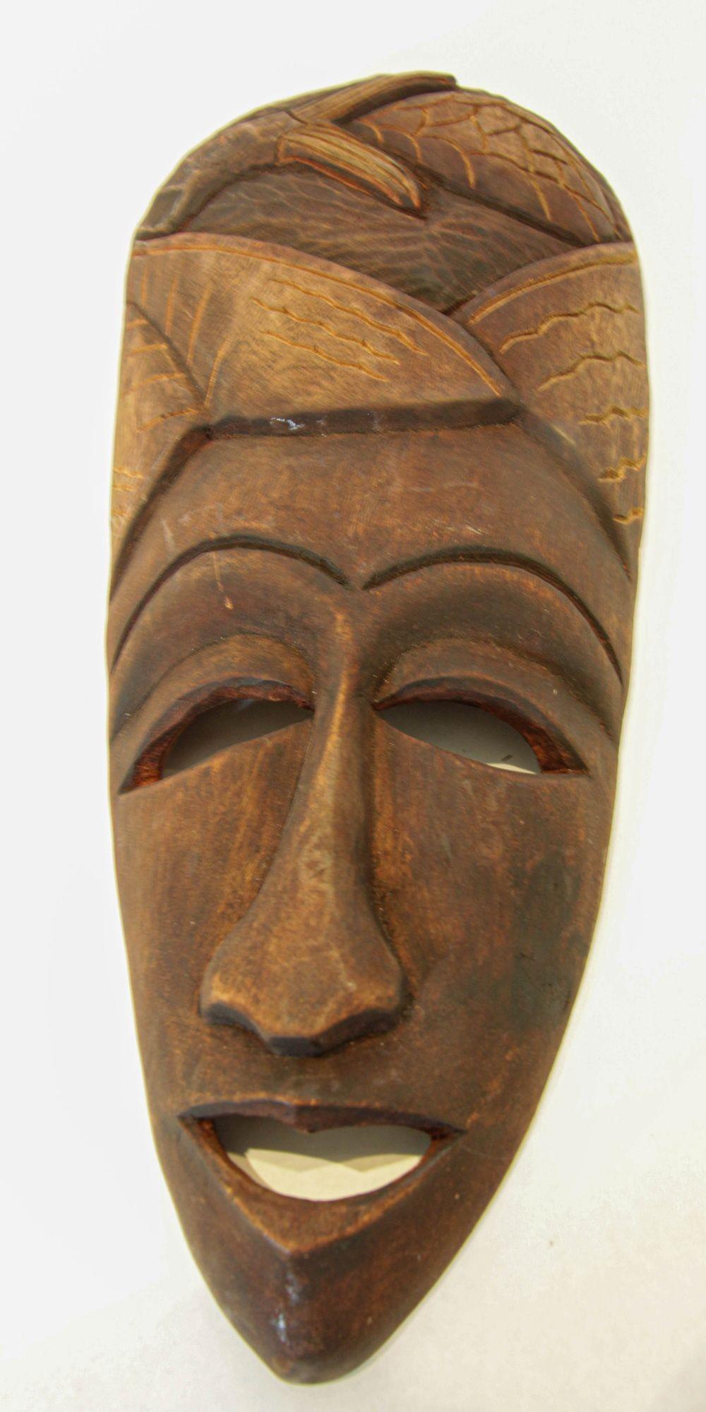 XX secolo Maschera decorativa africana in Wood Scultura da parete in vendita