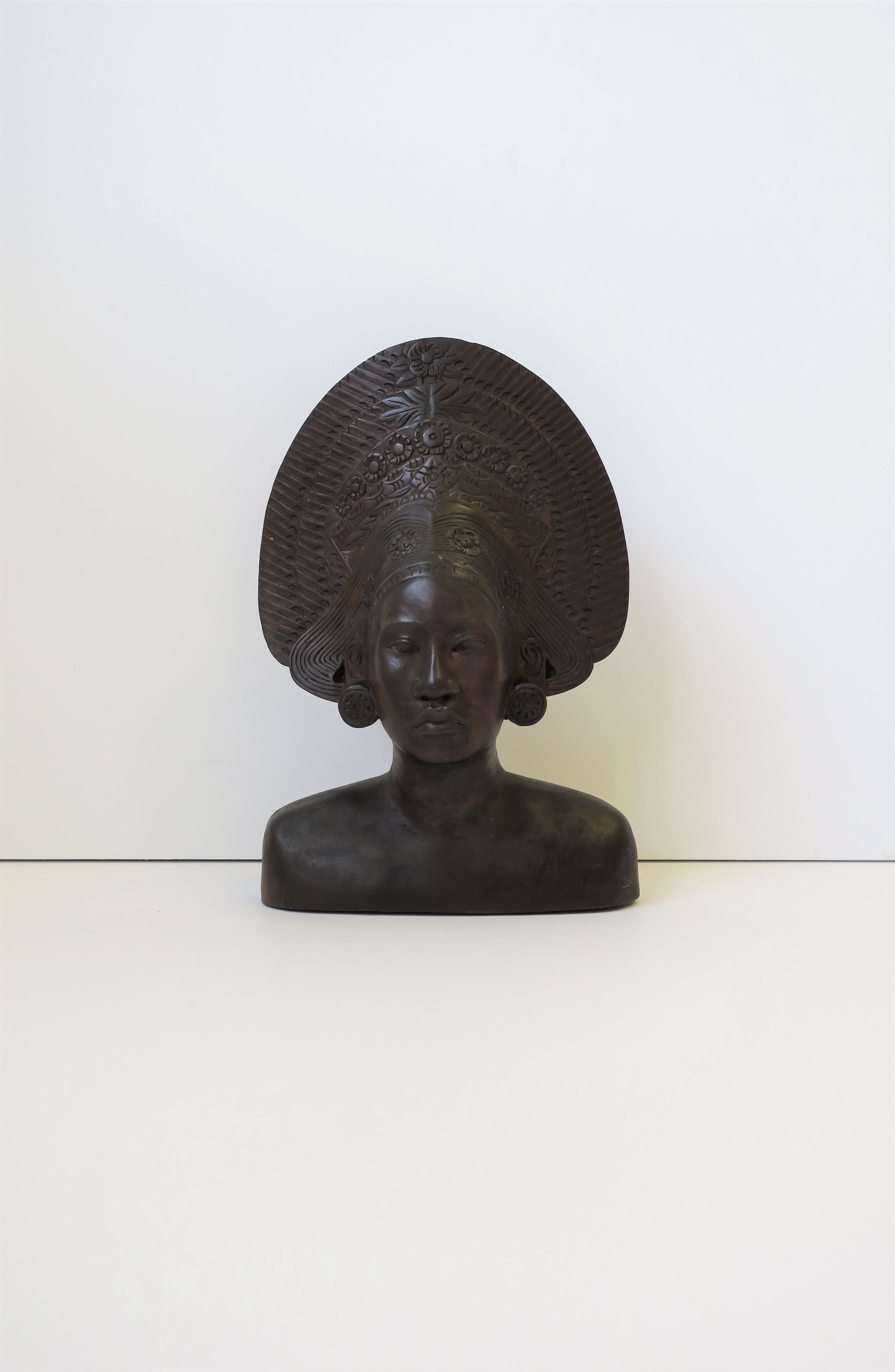 African Wood Female Bust Figurative Sculpture 4