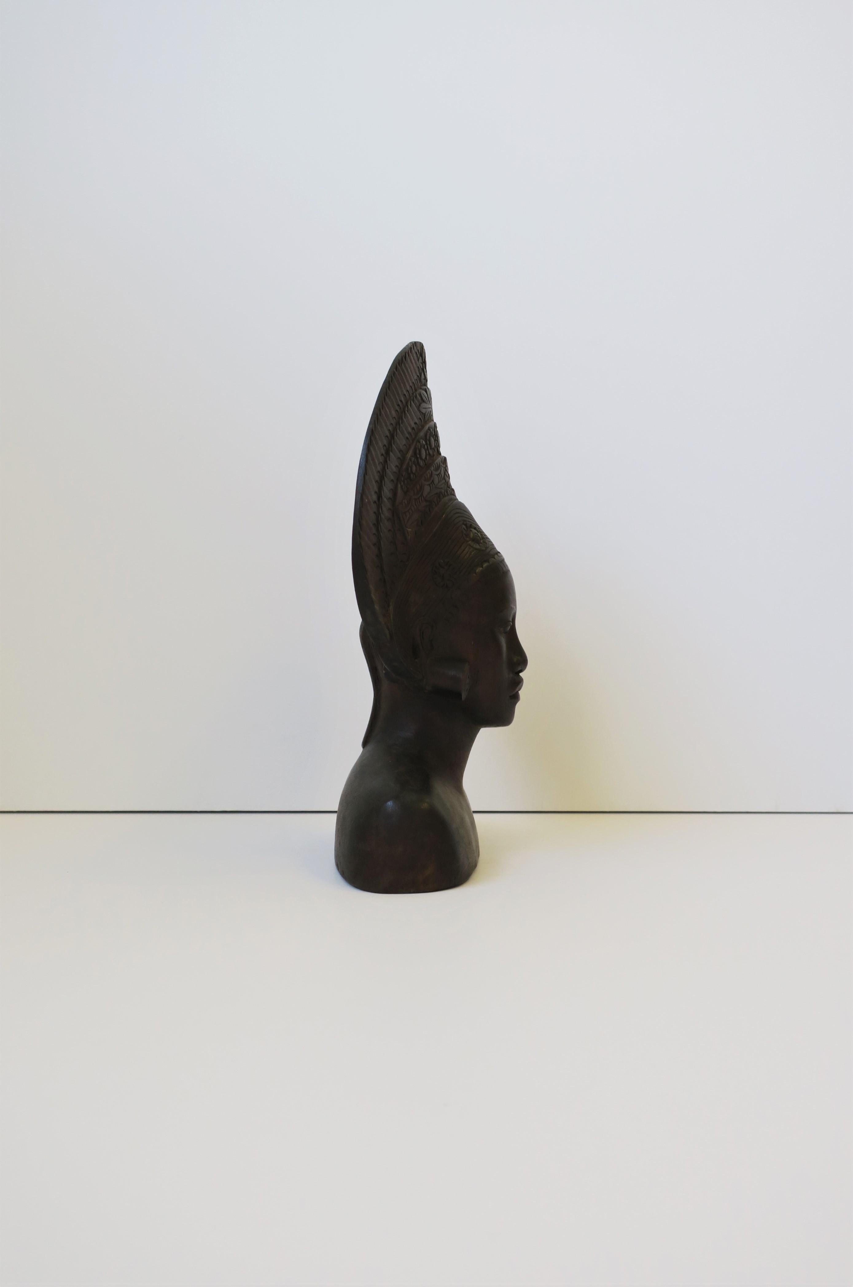 African Wood Female Bust Figurative Sculpture 7