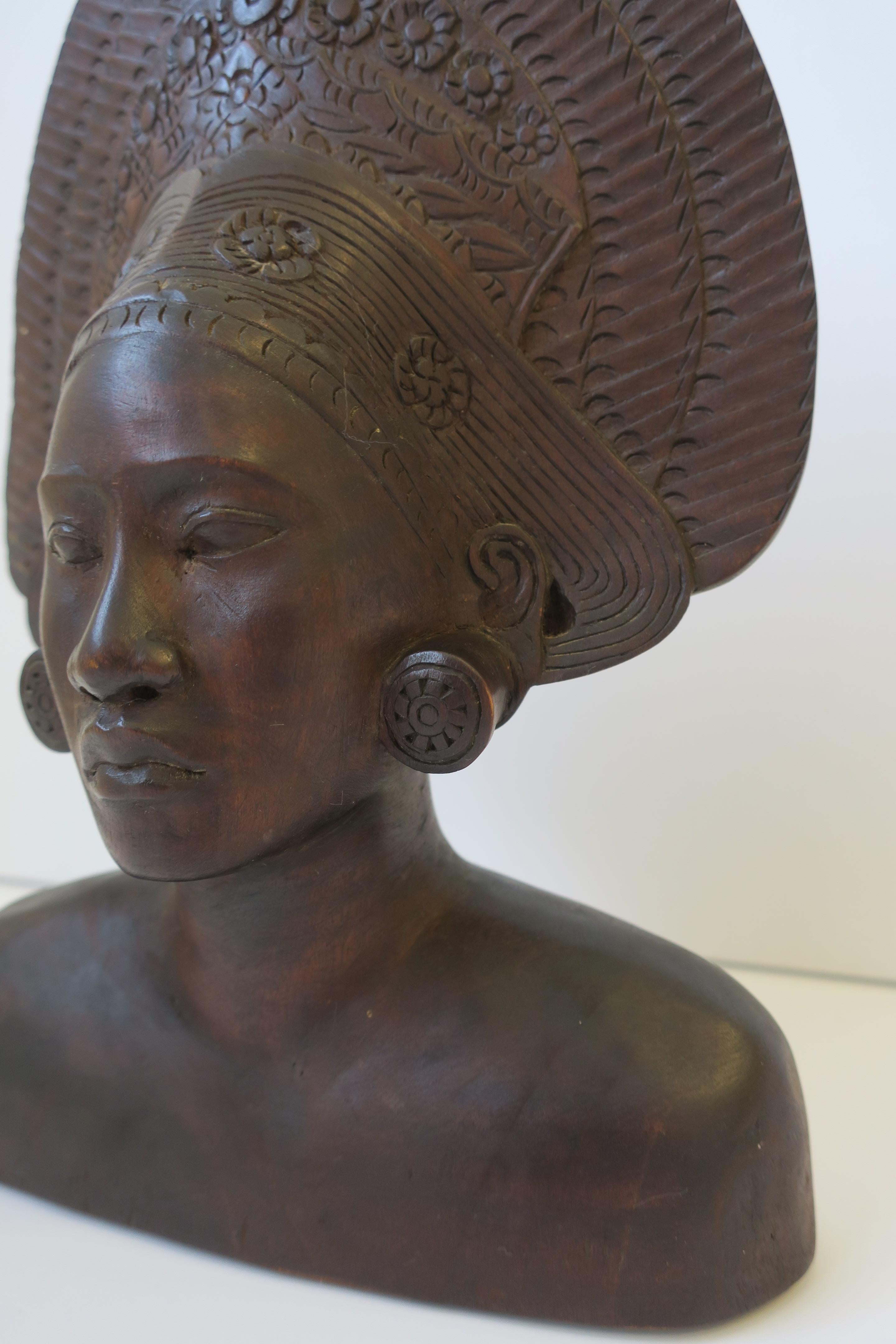 African Wood Female Bust Figurative Sculpture 8