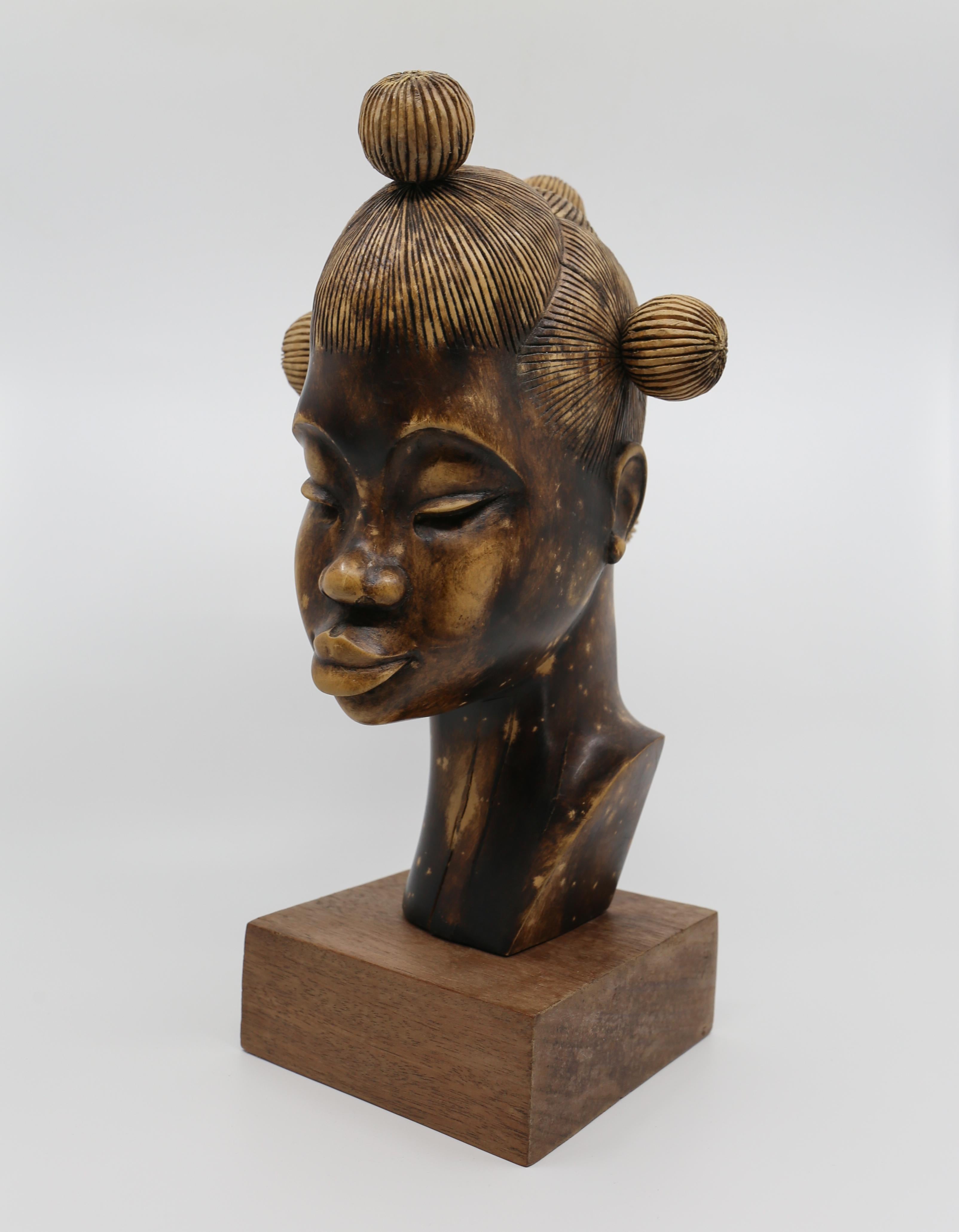 African Wood Female Bust Figurative Sculpture For Sale 1