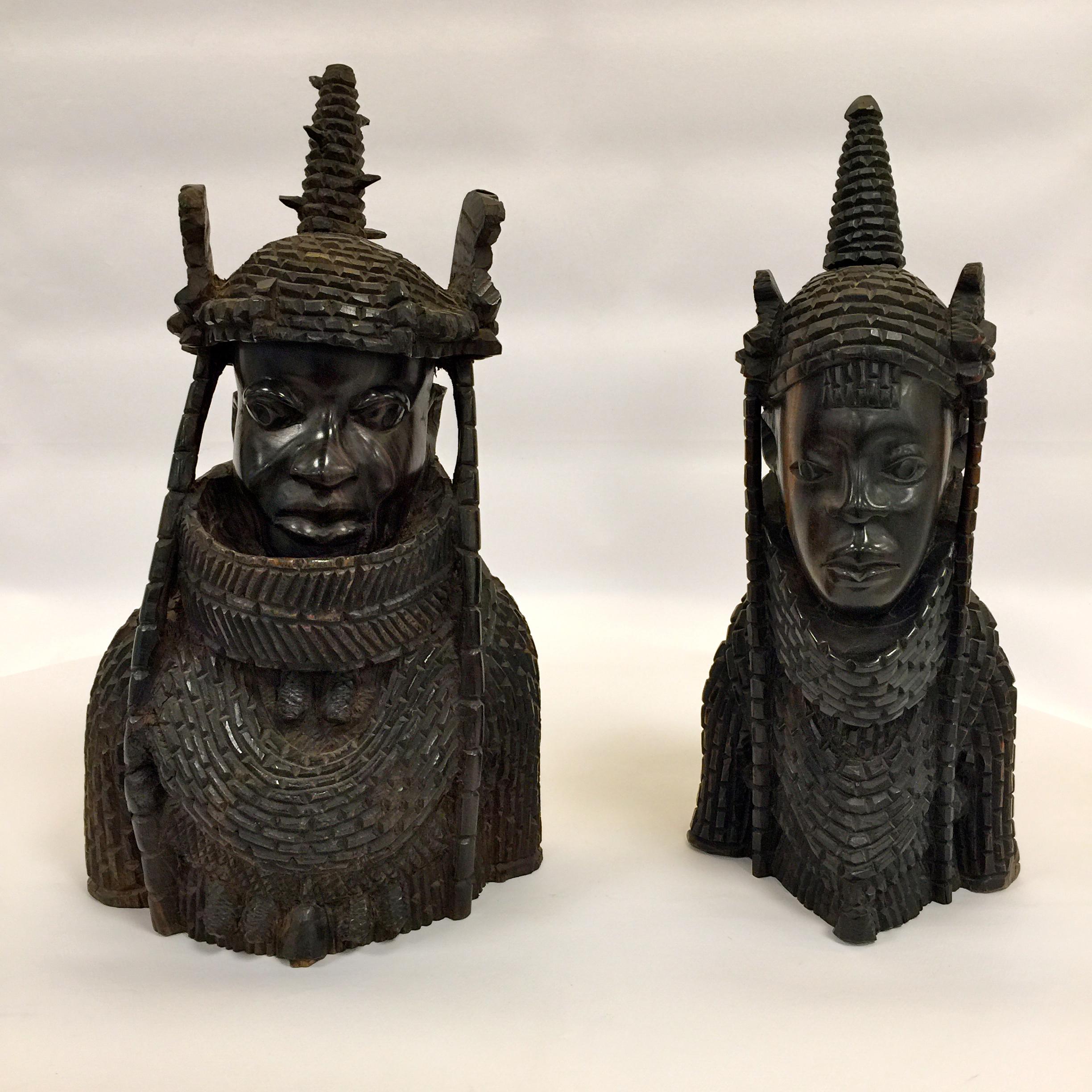Incredible couple of King and Keen Africans carved in Macassar Wood, circa 1930.
