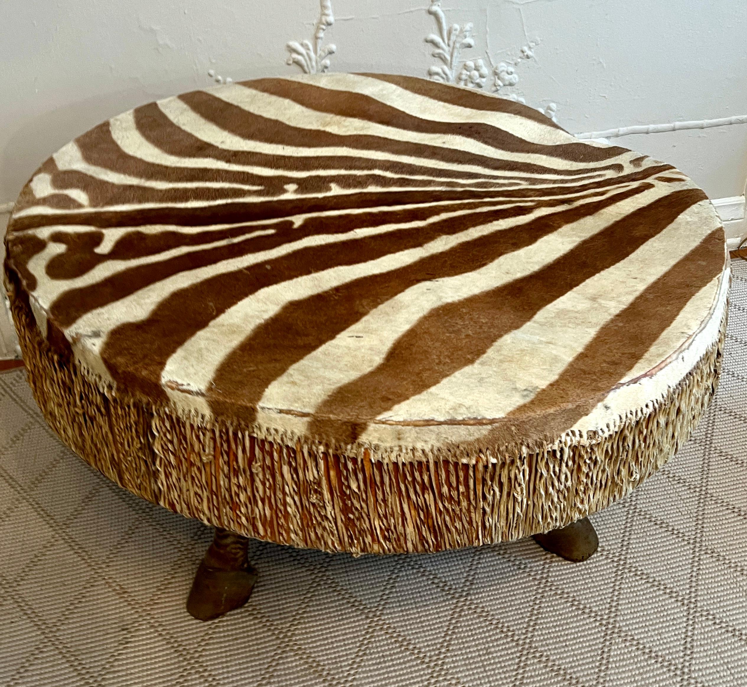 African Zebra Drum Table with Three Zebra Legs from Ghana In Good Condition For Sale In Los Angeles, CA