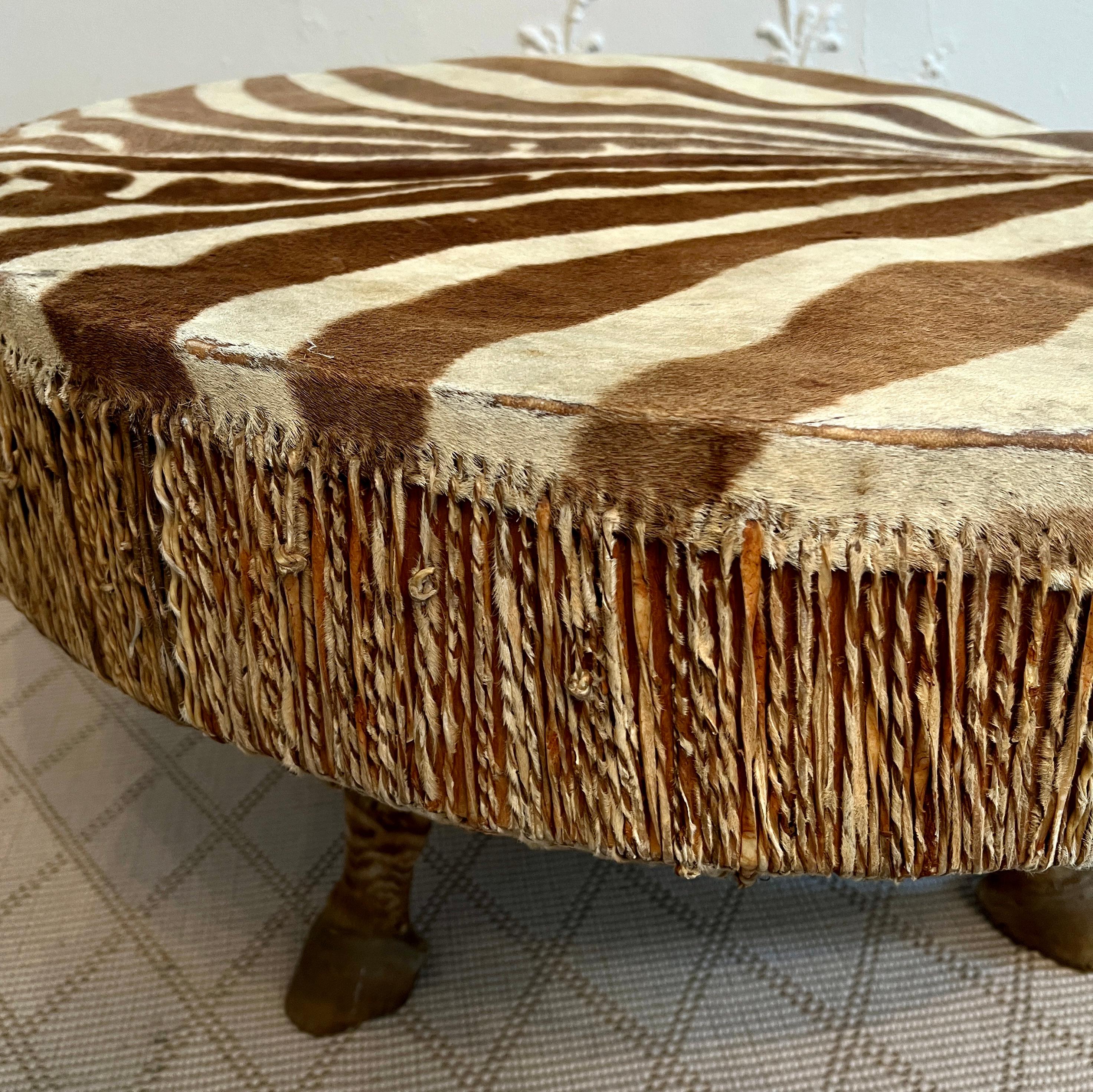 20th Century African Zebra Drum Table with Three Zebra Legs from Ghana For Sale