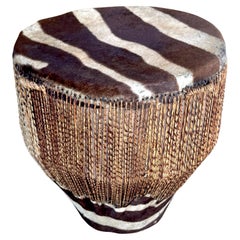Trommel/Beistelltisch aus afrikanischem Zebrafell und Leder