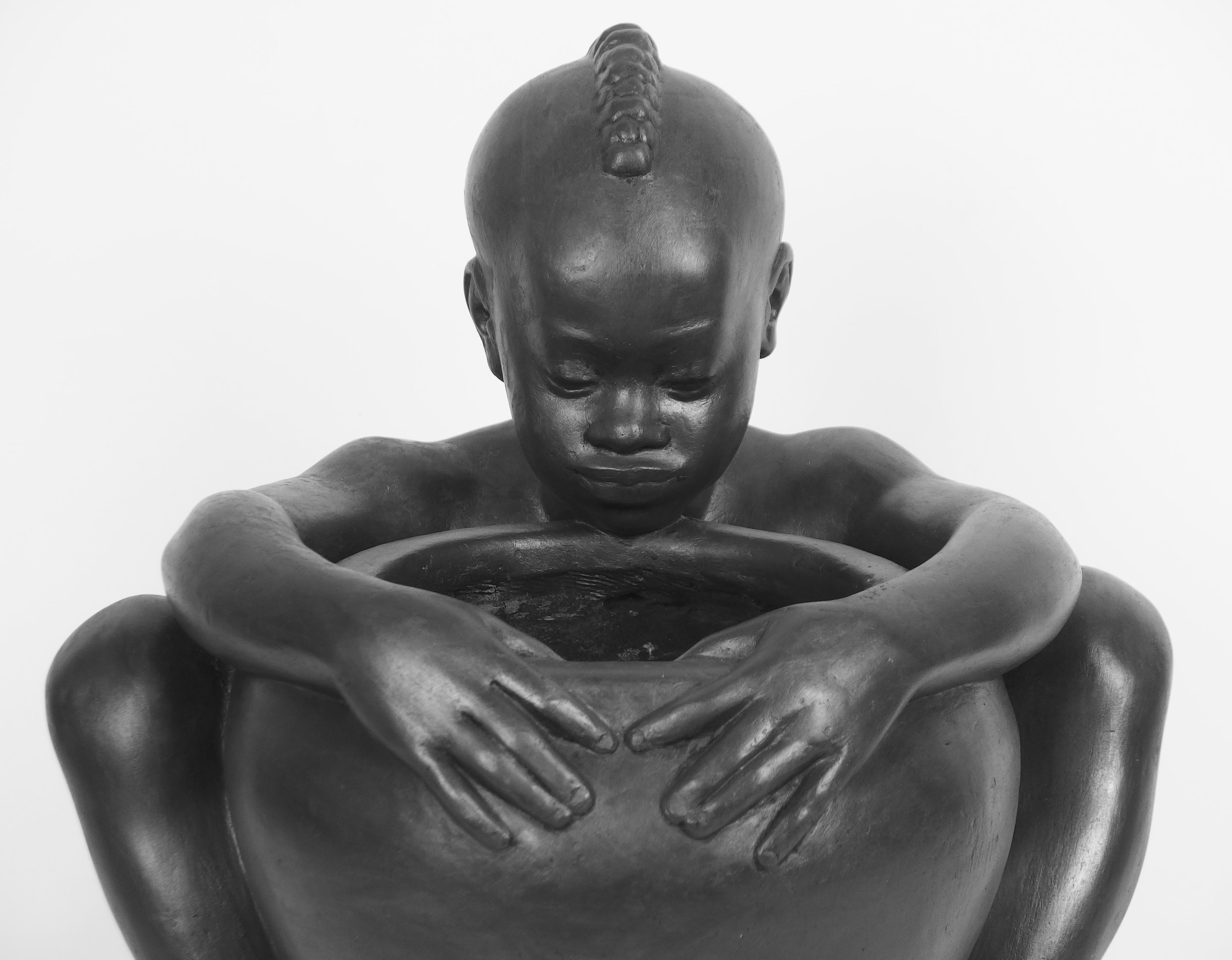 Molded Africanist sculpture by Riccardo Scarpa For Sale