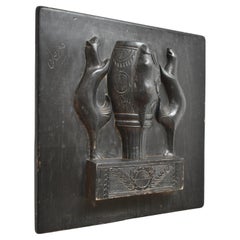 Bajo relieve africanista de madera con motivos animales, años 60