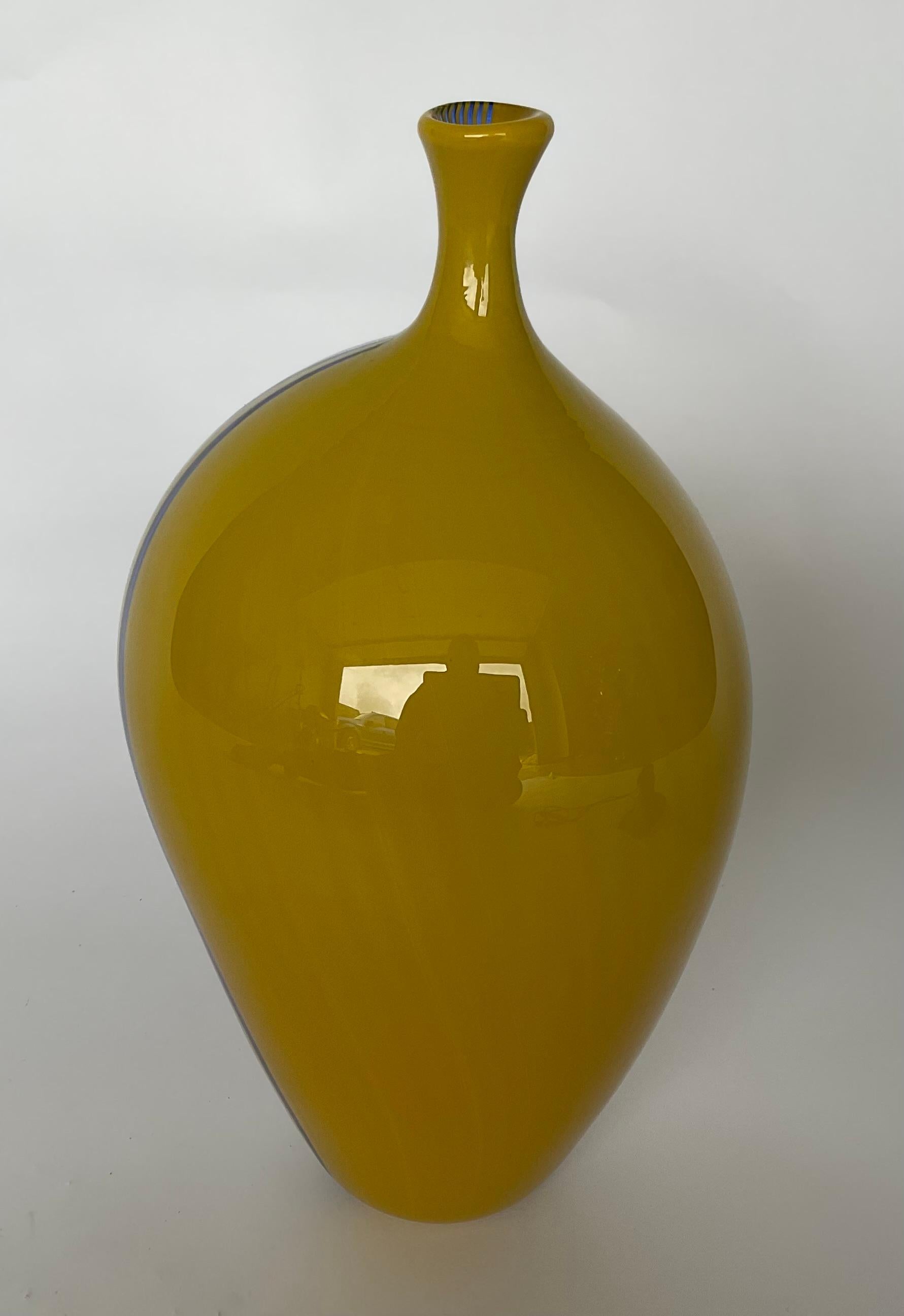 Afro Celotto Artist Signed Studio Murano Art Glass Vase in blue and yellow  In Good Condition For Sale In Ann Arbor, MI