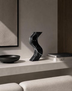 Sculpture Afrodita de Fran Silvestre en marbre Marquina