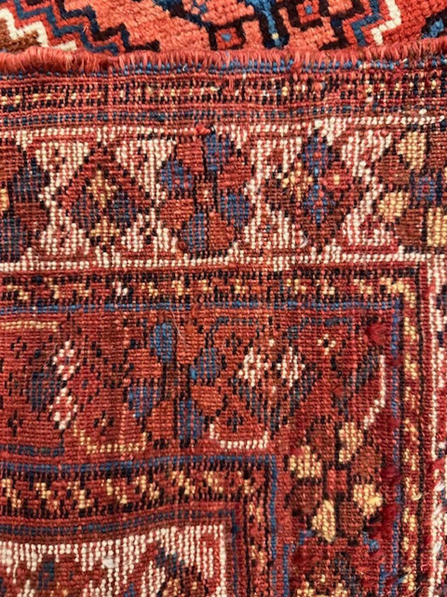 Afshar rug from south east Persia (Iran)

Age: circa 1890

Dimensions: 5′.11
