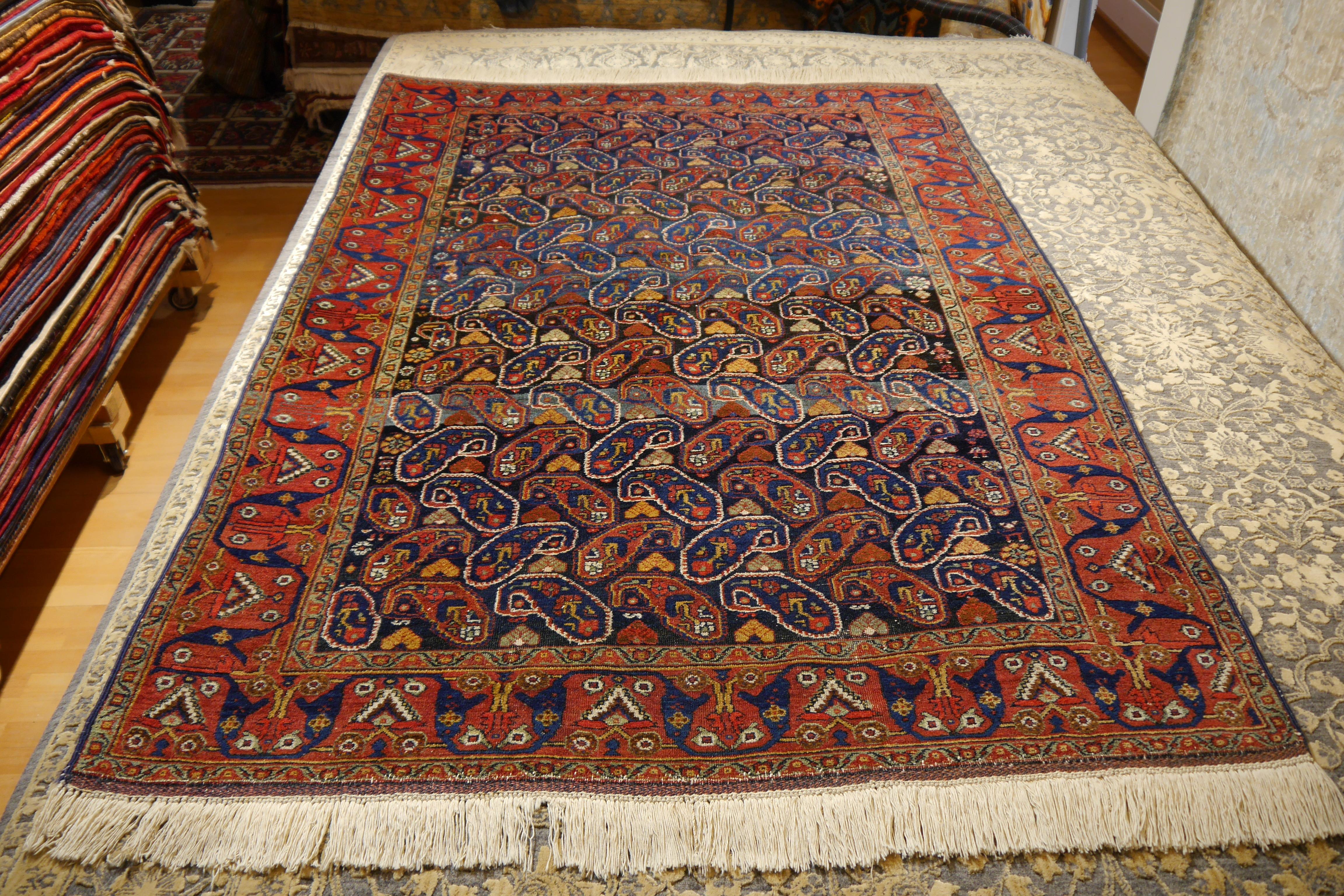 Early 20th Century Afshari antique rug  6.8 x 4.8 ft natural color Bothe design blue rust For Sale