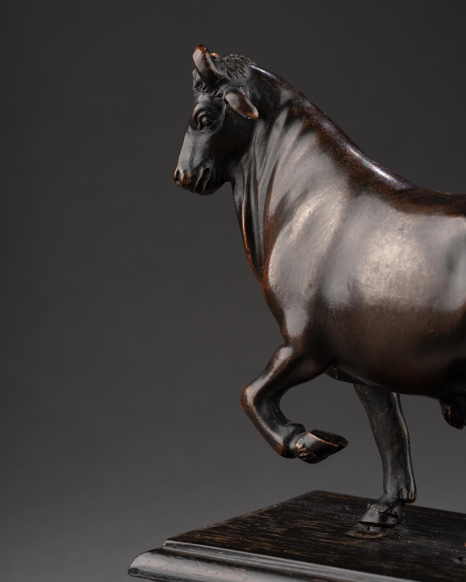 italien D'APRÈS UN MODÈLE DE GIAMBOLOGNA (1529-1608) - Taureau d'allureu2028 en vente