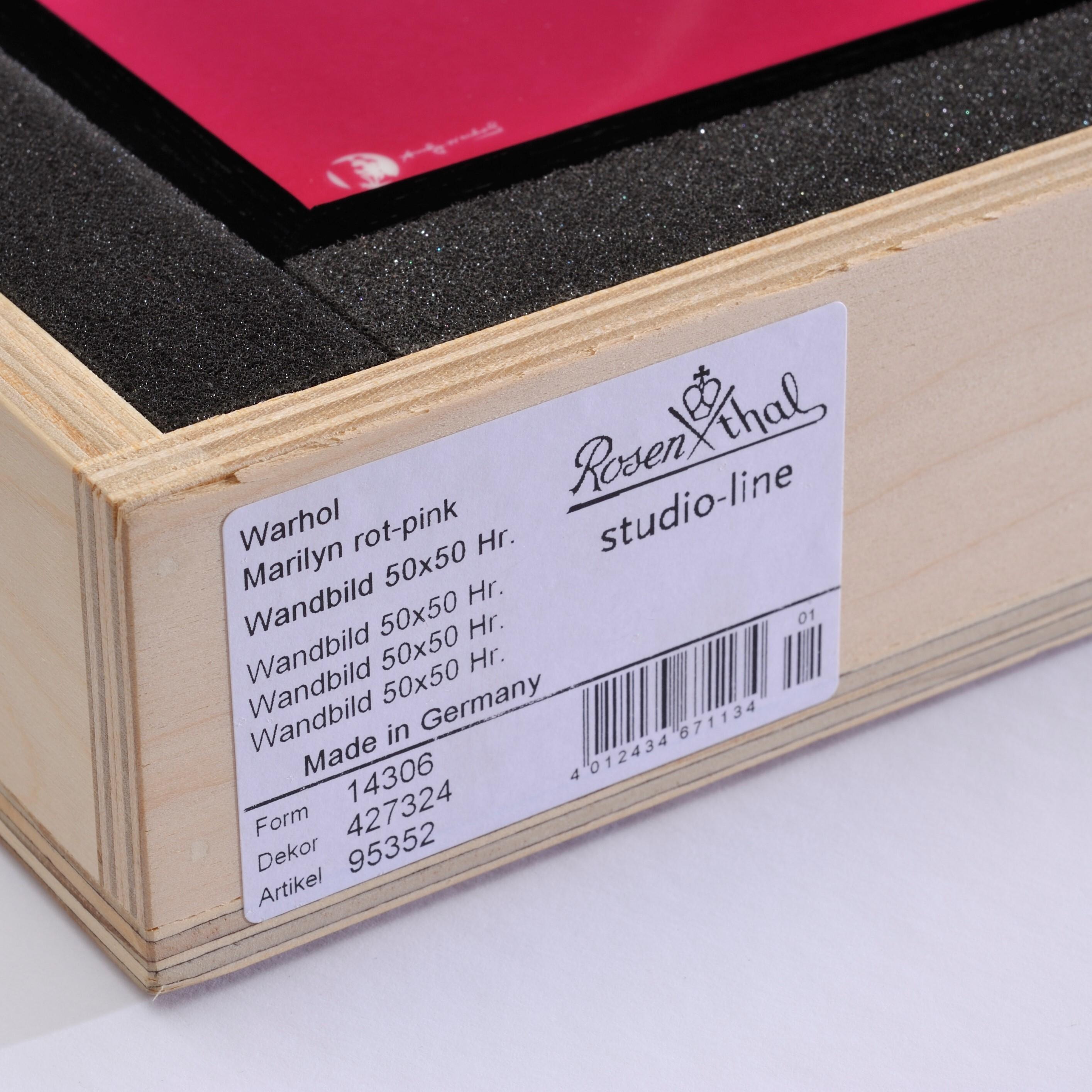Purple-Red Marilyn de Andy Warhol, Pop Art, Firmado por el patrimonio del artista en venta 2